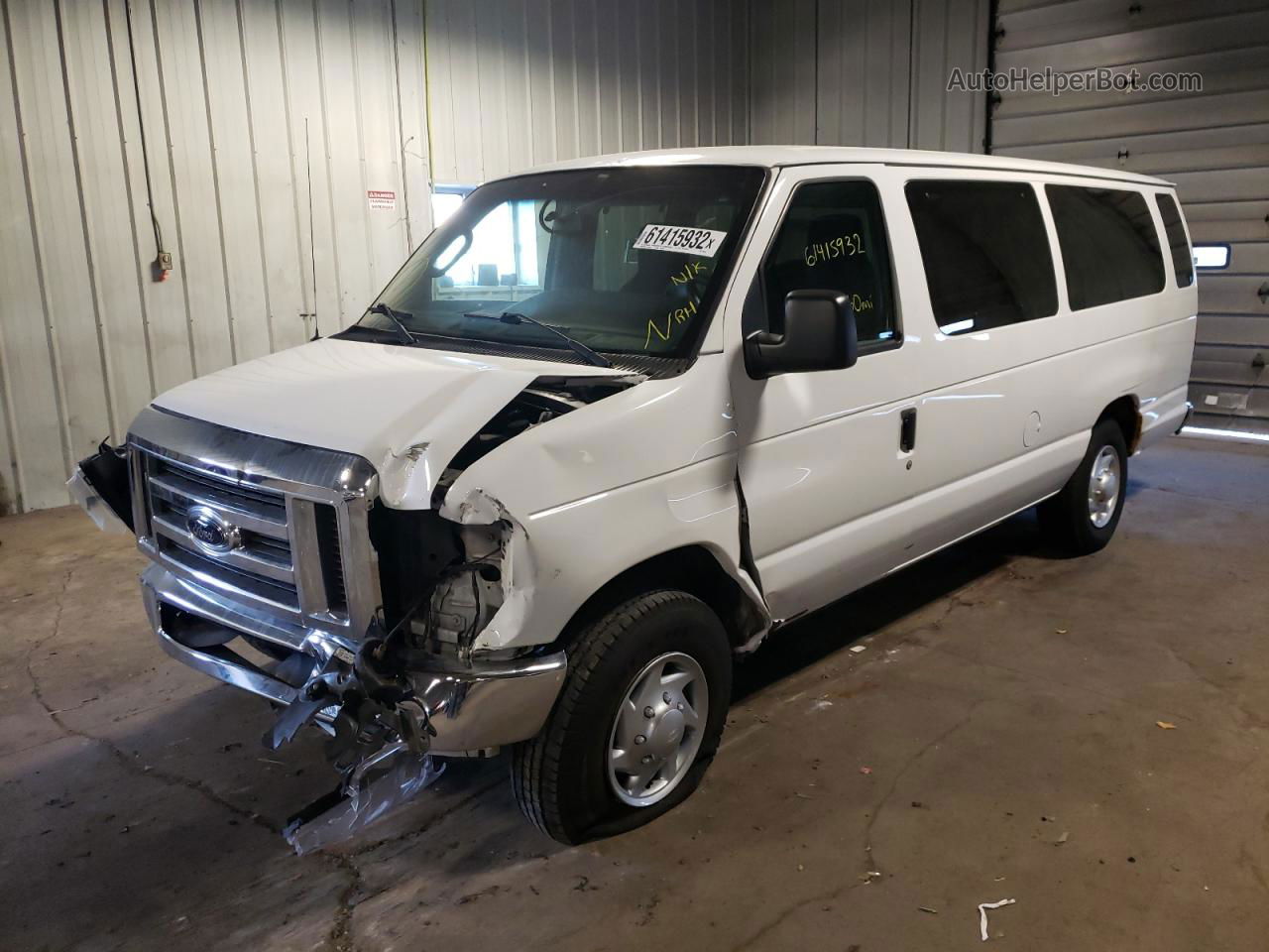 2013 Ford Econoline E350 Super Duty Wagon White vin: 1FBSS3BL5DDB05440