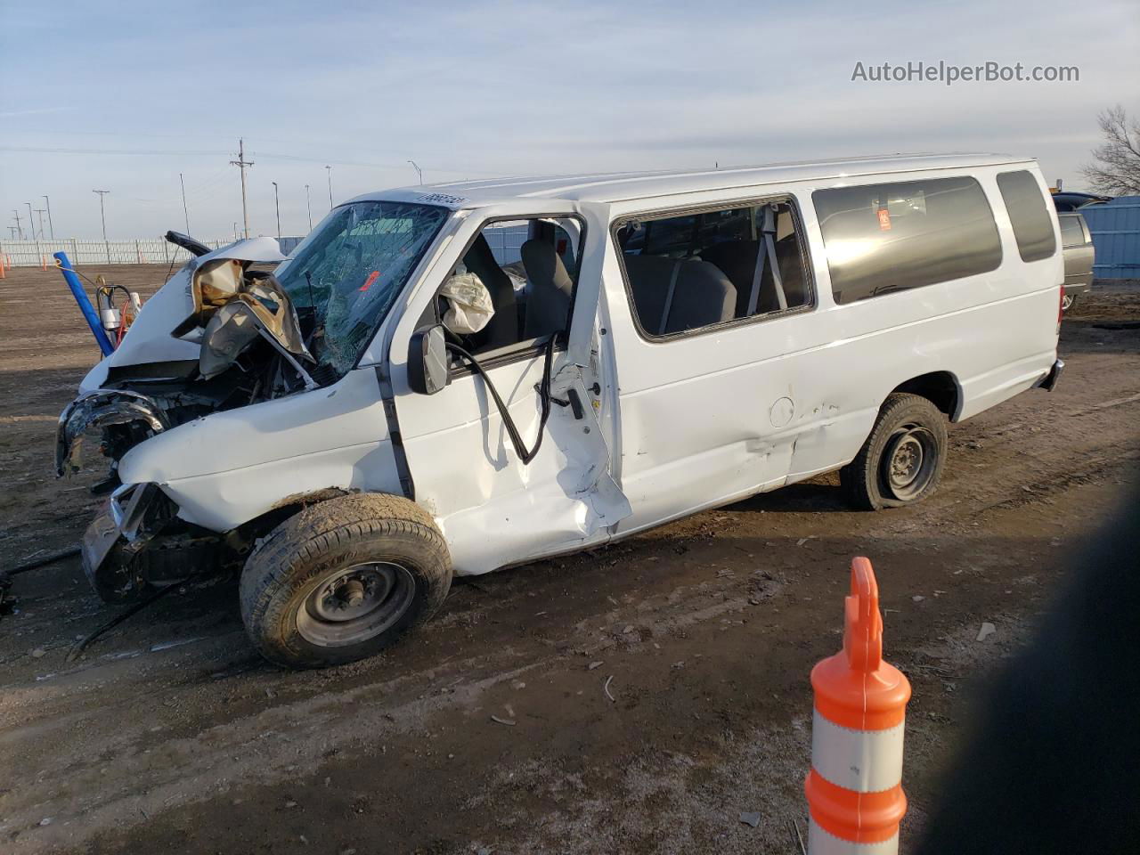 2012 Ford Econoline E350 Super Duty Wagon White vin: 1FBSS3BL6CDA11369