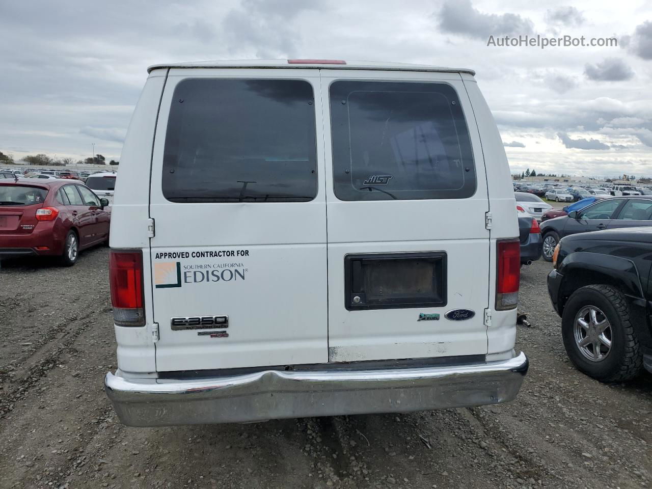 2010 Ford Econoline E350 Super Duty Wagon White vin: 1FBSS3BL9ADA31807