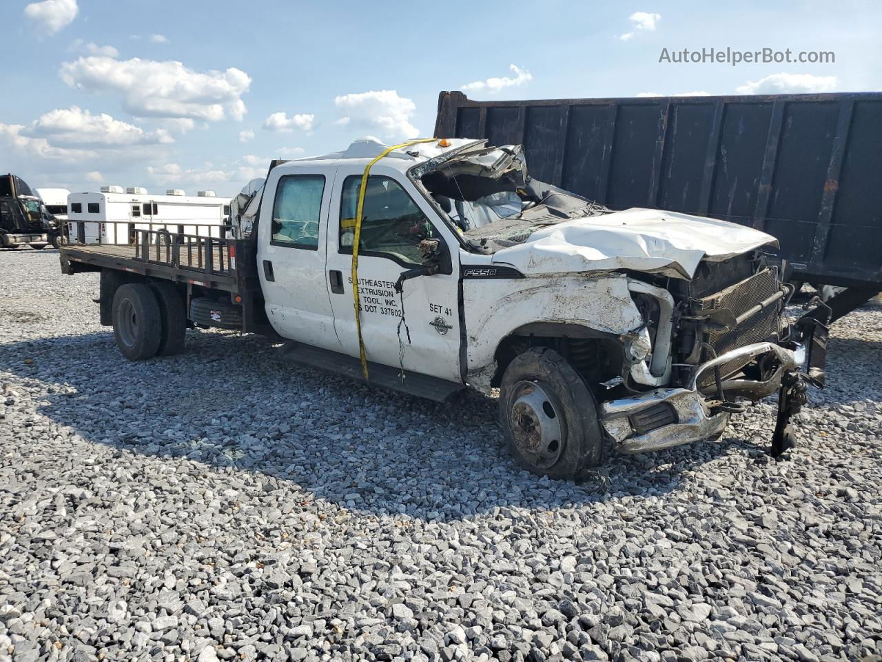 2015 Ford F550 Super Duty White vin: 1FD0W5GT4FEC16887