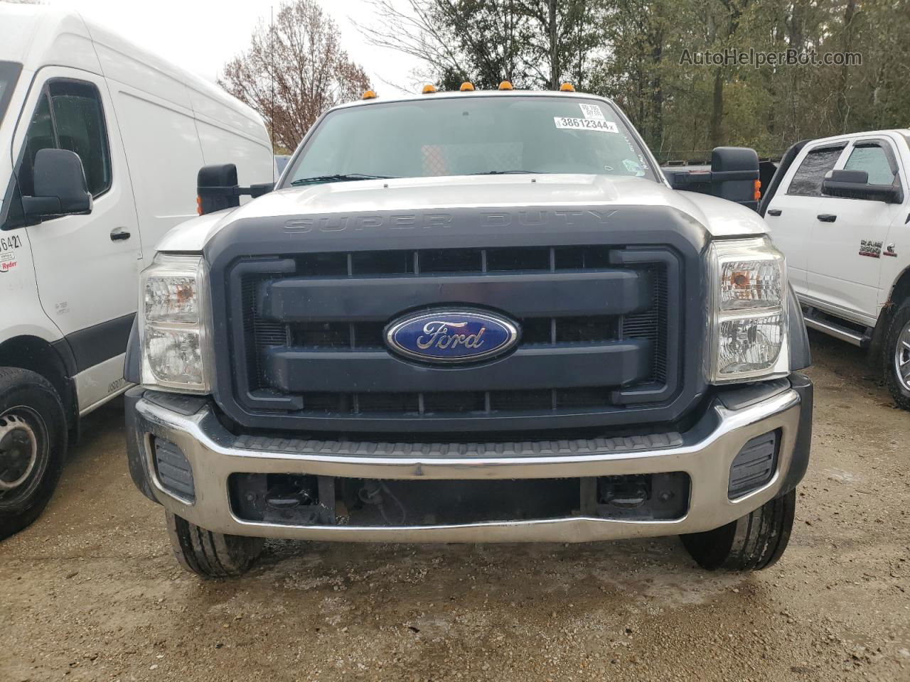 2015 Ford F550 Super Duty Белый vin: 1FD0X5GT1FED58983