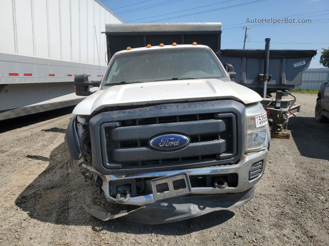 2015 Ford F550 Super Duty White vin: 1FD0X5GT6FED20181