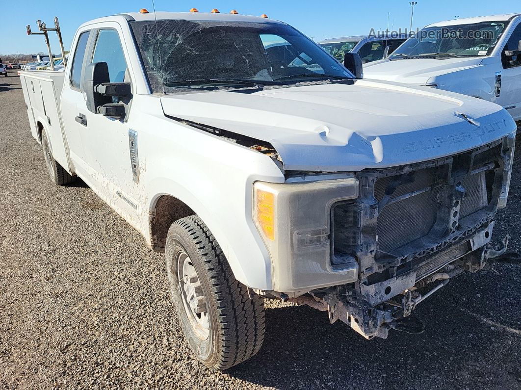 2017 Ford F-350 Chassis Xl vin: 1FD7X3ET0HEE35979