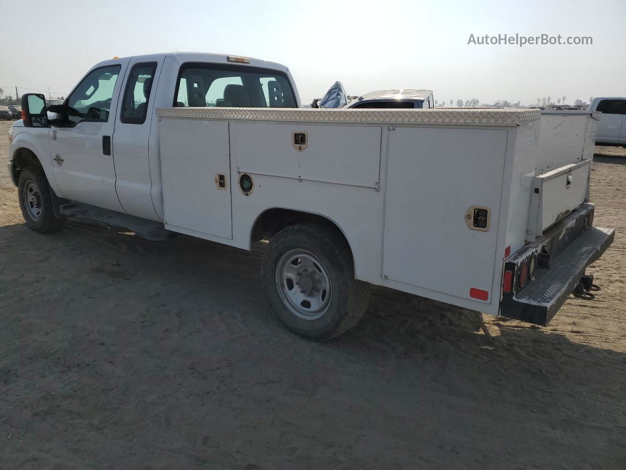 2016 Ford F350 Super Duty White vin: 1FD7X3FT2GEB63089