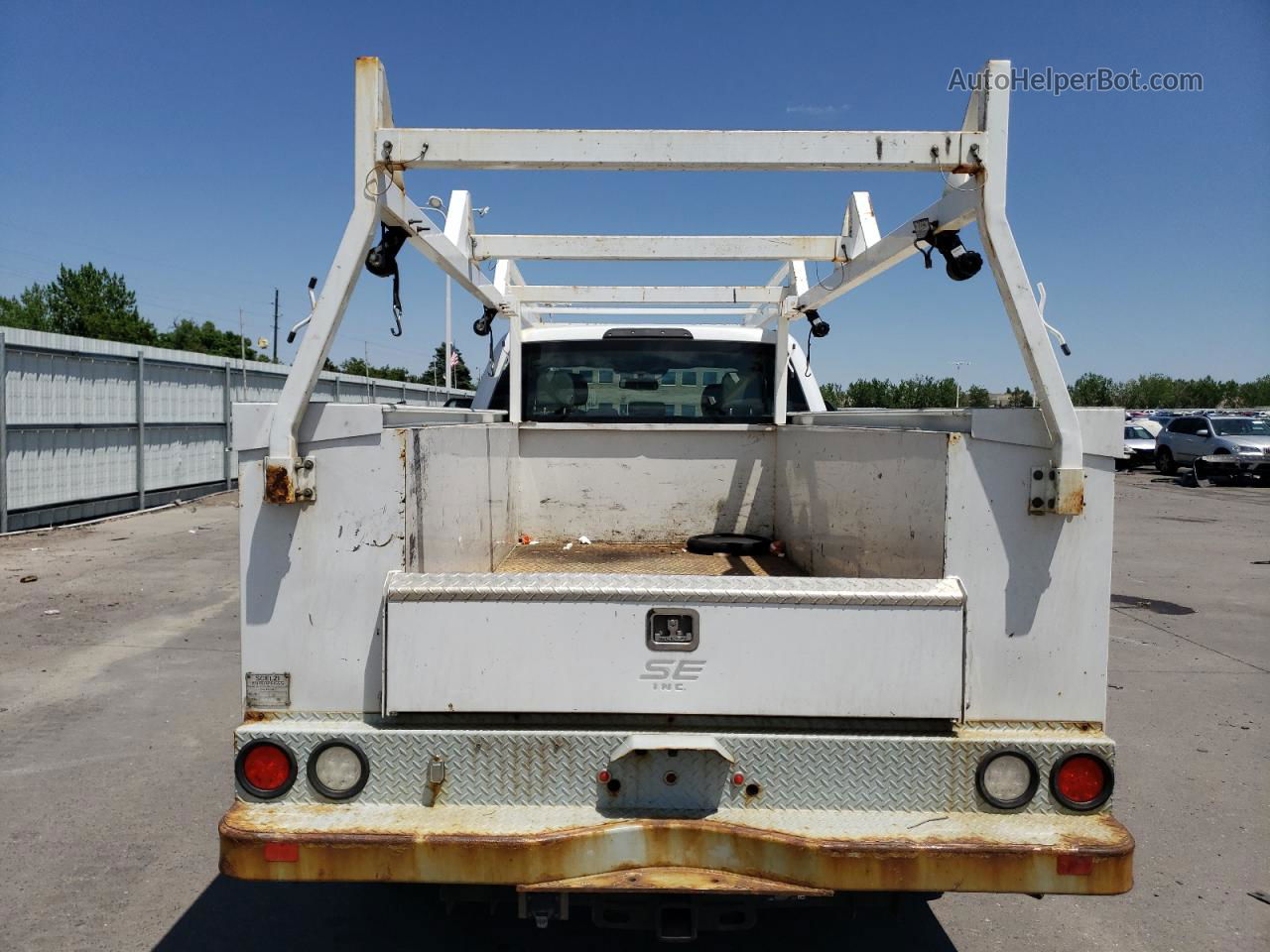 2019 Ford F350 Super Duty White vin: 1FD8X3B62KEE37825