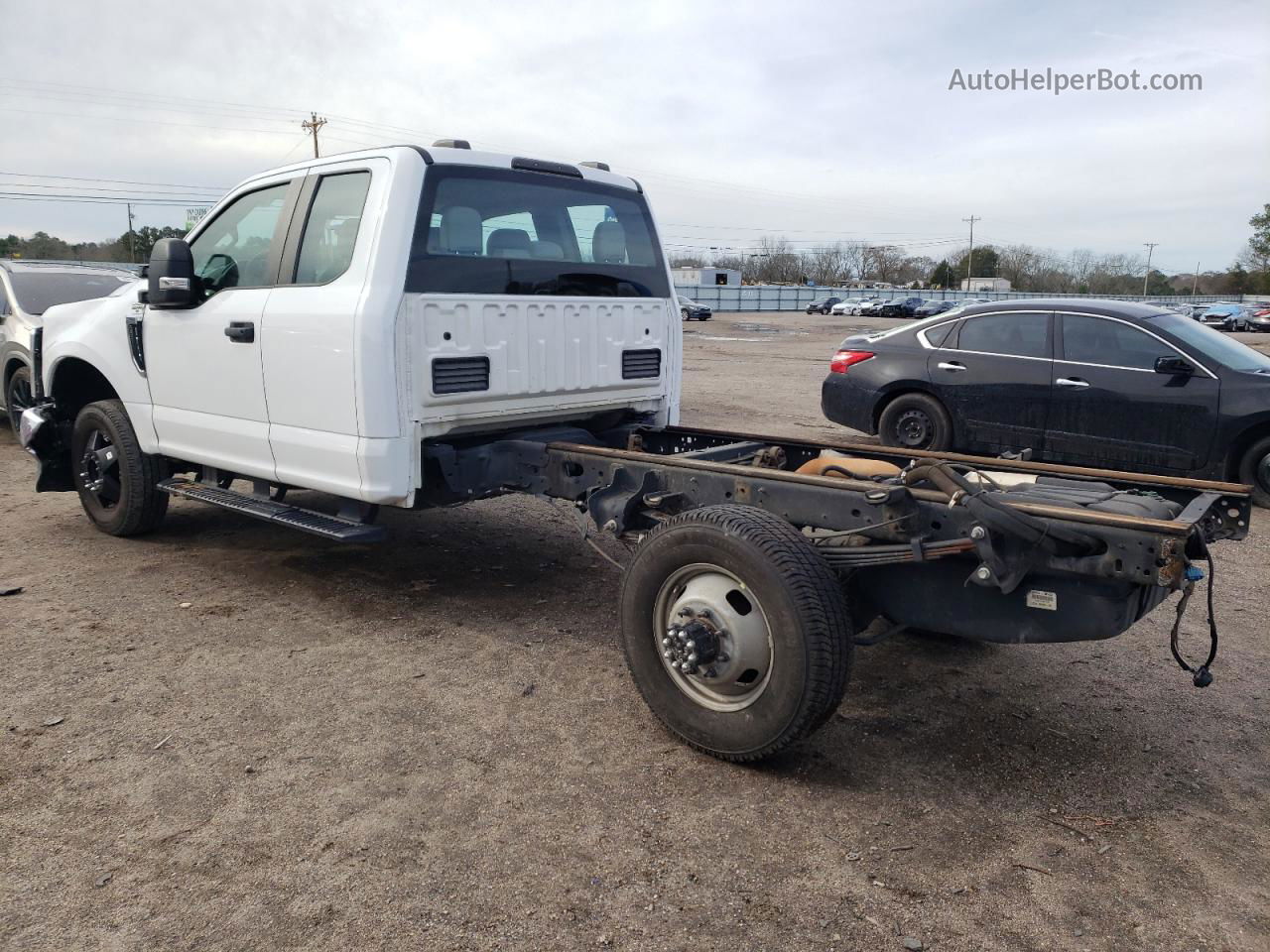 2020 Ford F350 Super Duty White vin: 1FD8X3H69LEE98663