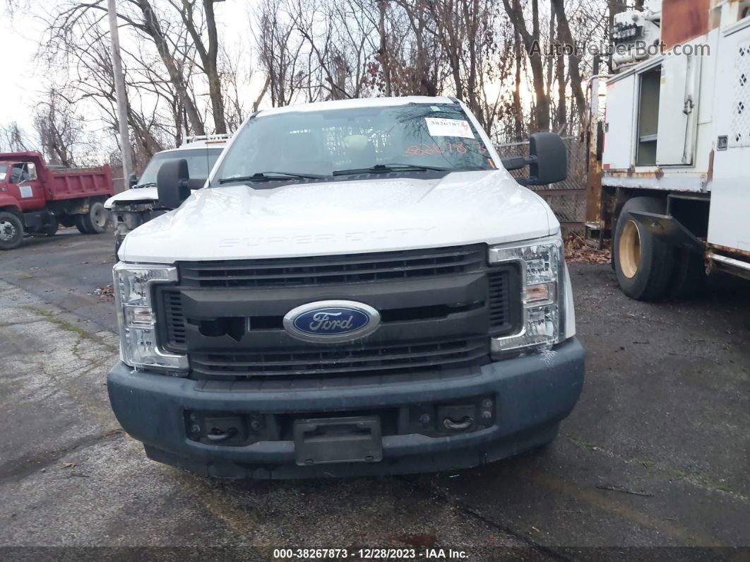 2018 Ford F-250 Xl White vin: 1FDBF2A6XJEC13530