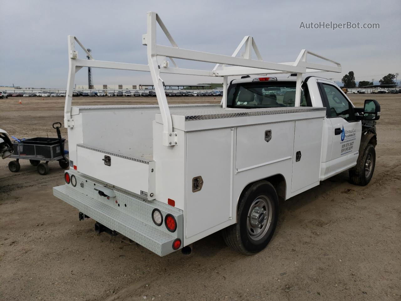 2020 Ford F250 Super Duty White vin: 1FDBF2A6XLEE34323