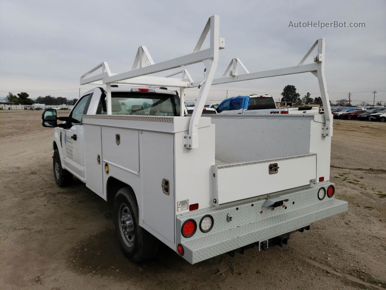 2020 Ford F250 Super Duty White vin: 1FDBF2A6XLEE34323