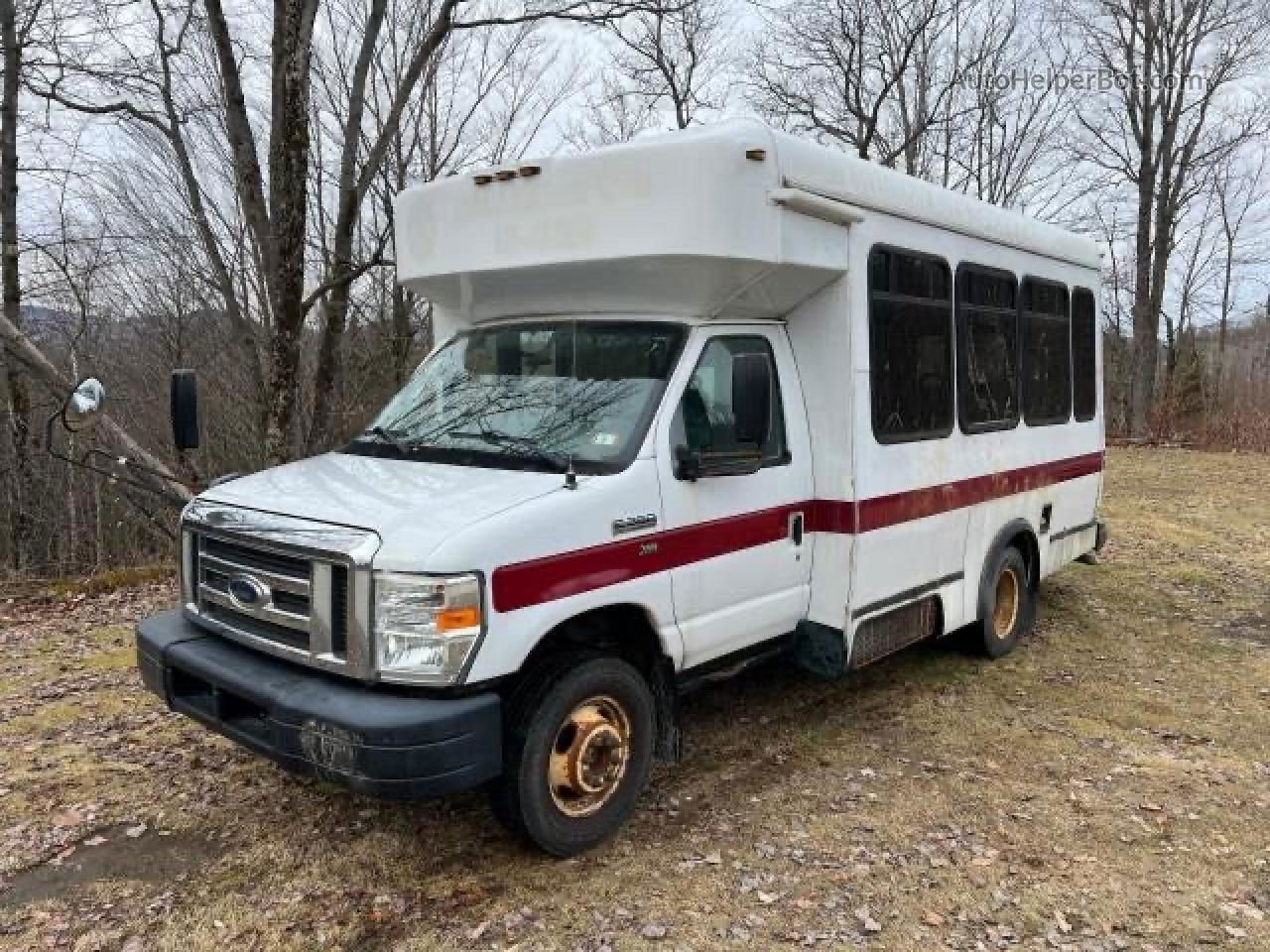 2013 Ford Econoline E350 Super Duty Cutaway Van White vin: 1FDEE3FL9DDA79091