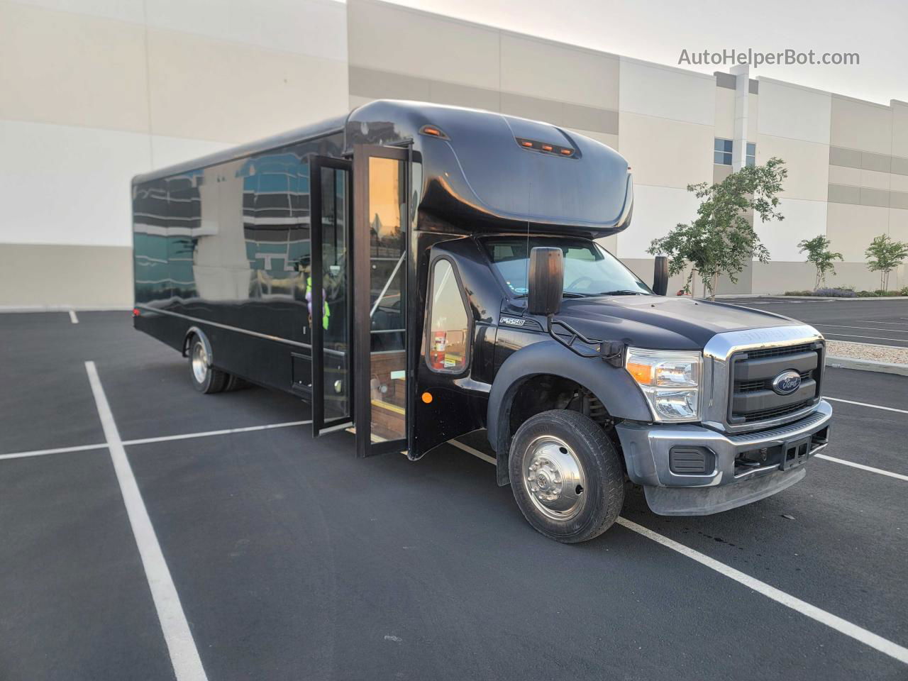 2015 Ford F550 Super Duty Black vin: 1FDGF5GY3FED00323