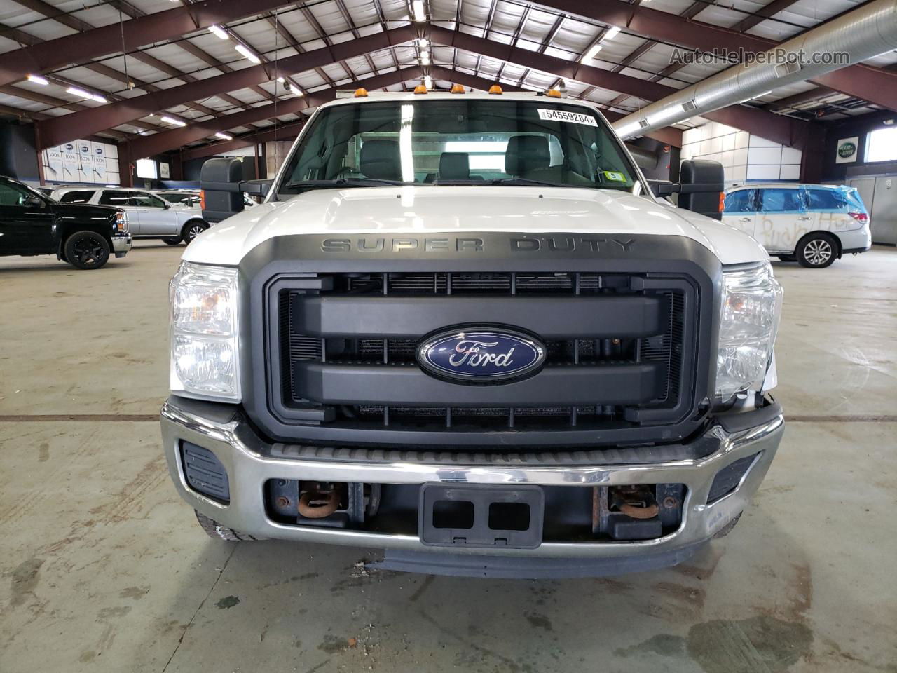 2014 Ford F350 Super Duty White vin: 1FDRF3E63EEB48282