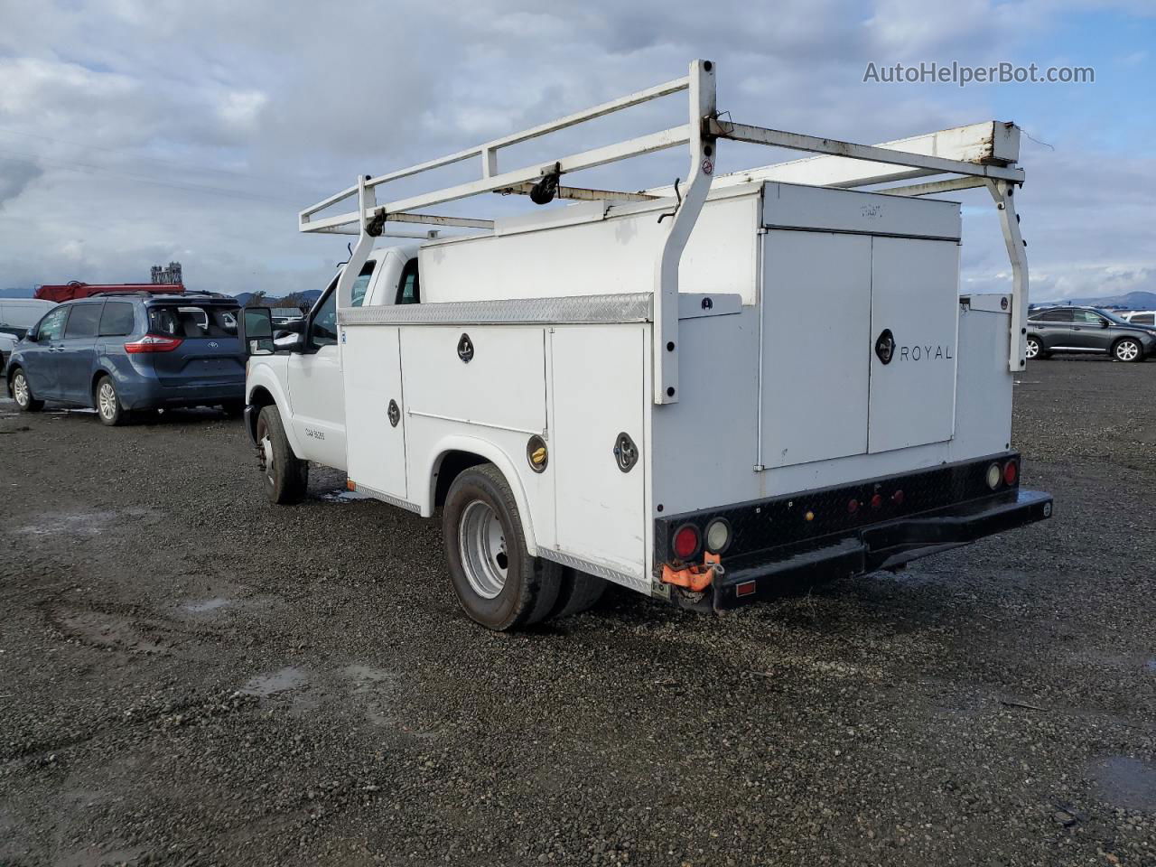 2014 Ford F350 Super Duty White vin: 1FDRF3G61EEA17462