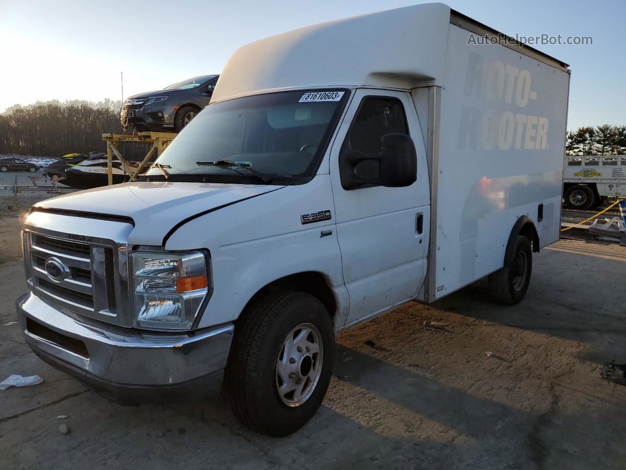 2012 Ford Econoline E350 Super Duty Cutaway Van Белый vin: 1FDSE3FL1CDB38104