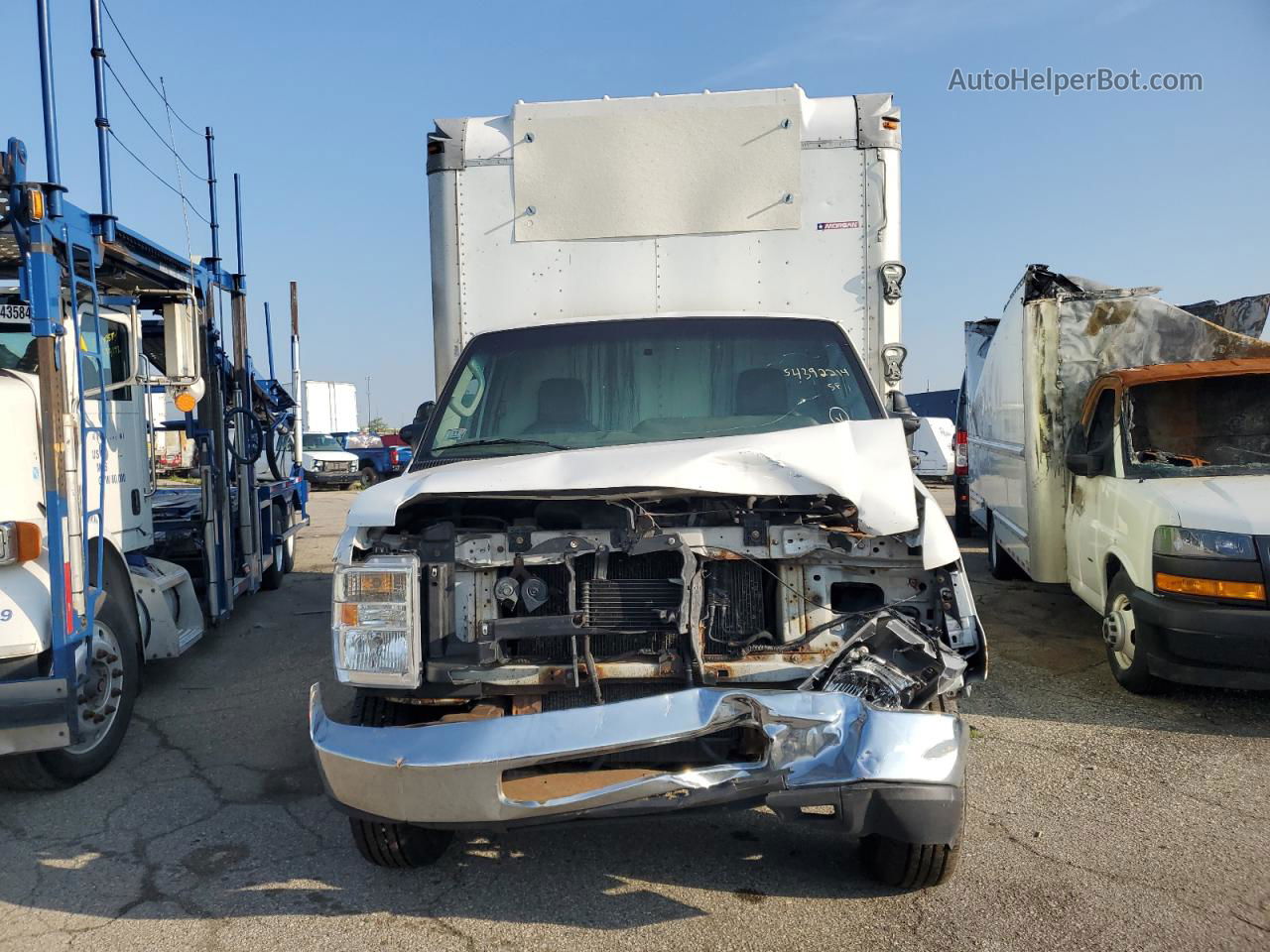 2010 Ford Econoline E350 Super Duty Cutaway Van White vin: 1FDSE3FL6ADA11975