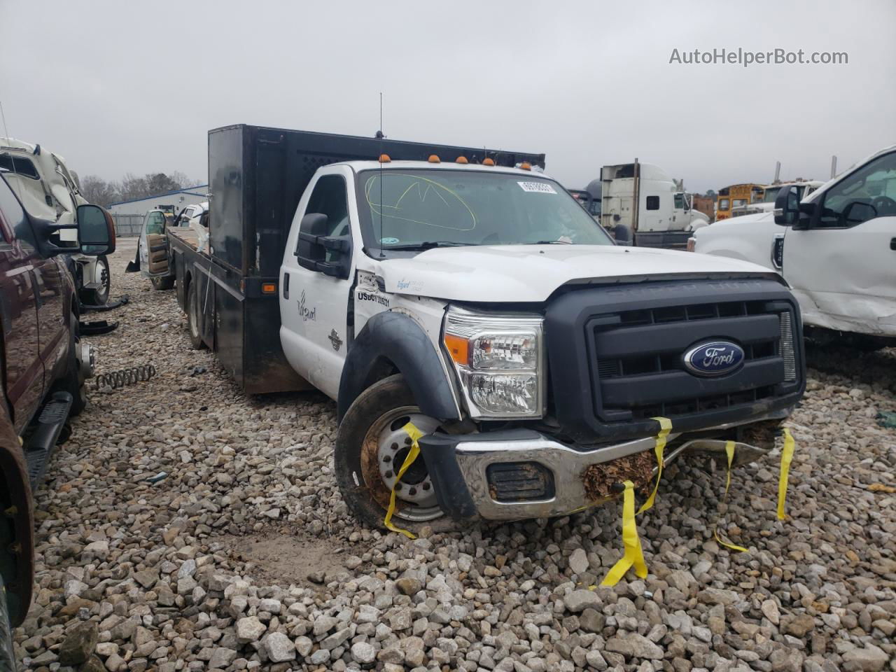 2015 Ford F550 Super Duty White vin: 1FDUF5GT6FEA36151