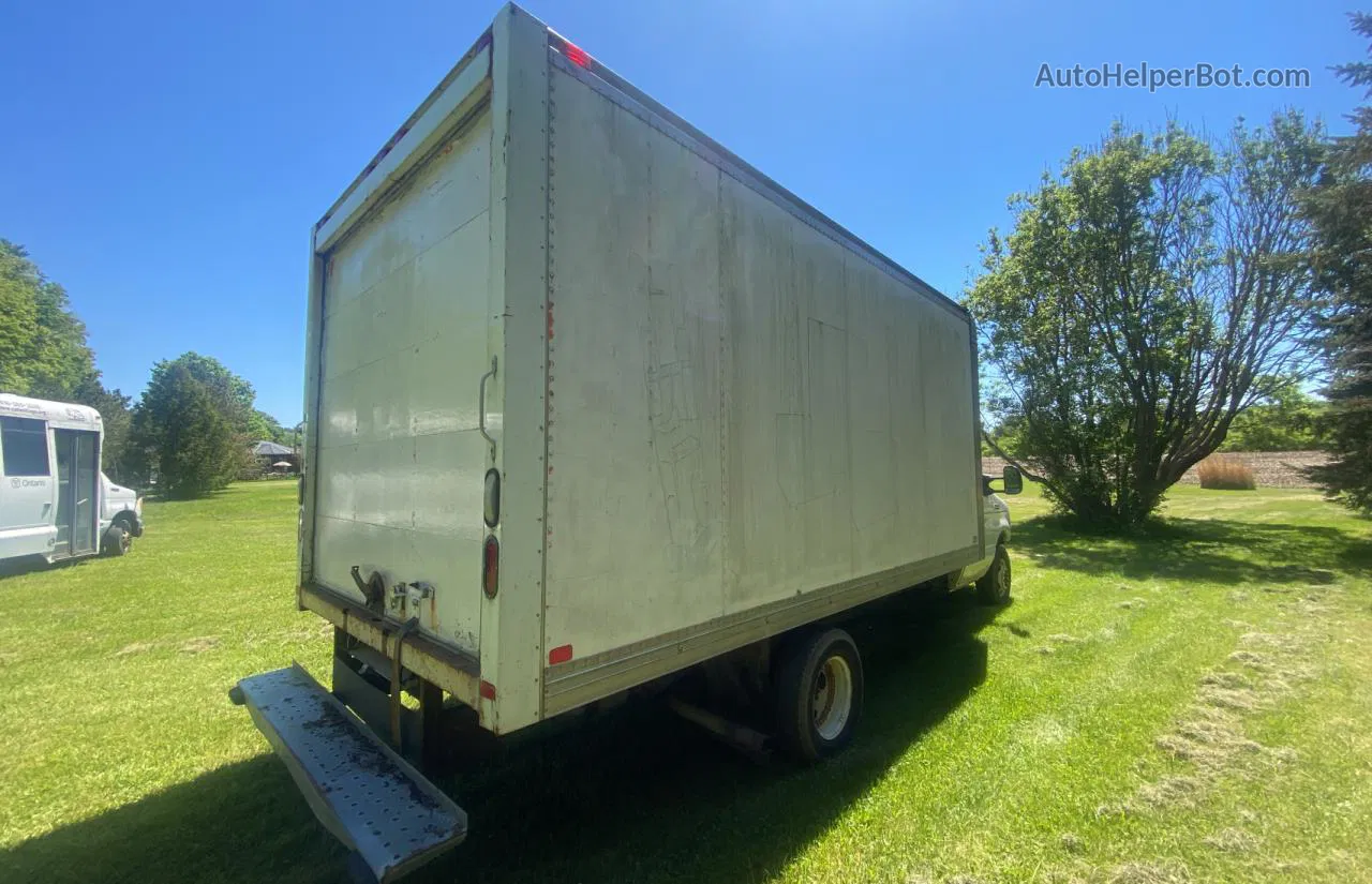 2013 Ford Econoline E450 Super Duty Cutaway Van White vin: 1FDXE4FL5DDA33272