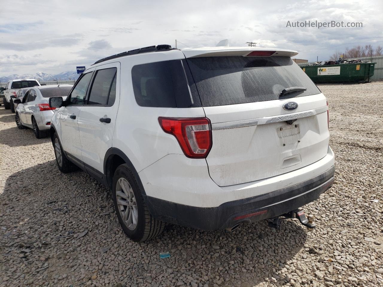 2017 Ford Explorer  White vin: 1FM5K7B88HGA93845