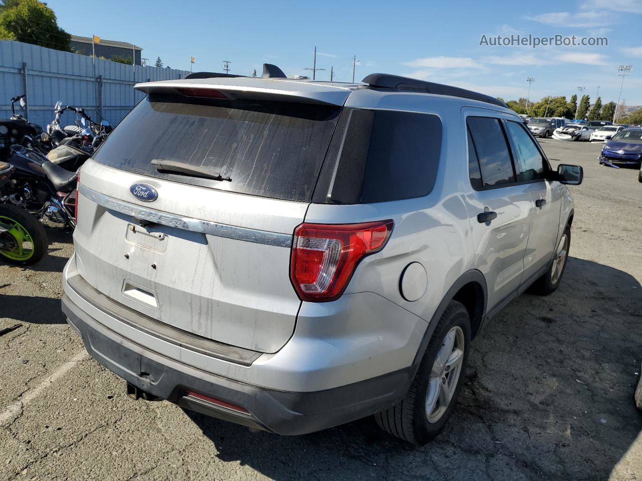 2018 Ford Explorer  Silver vin: 1FM5K7B8XJGC06653