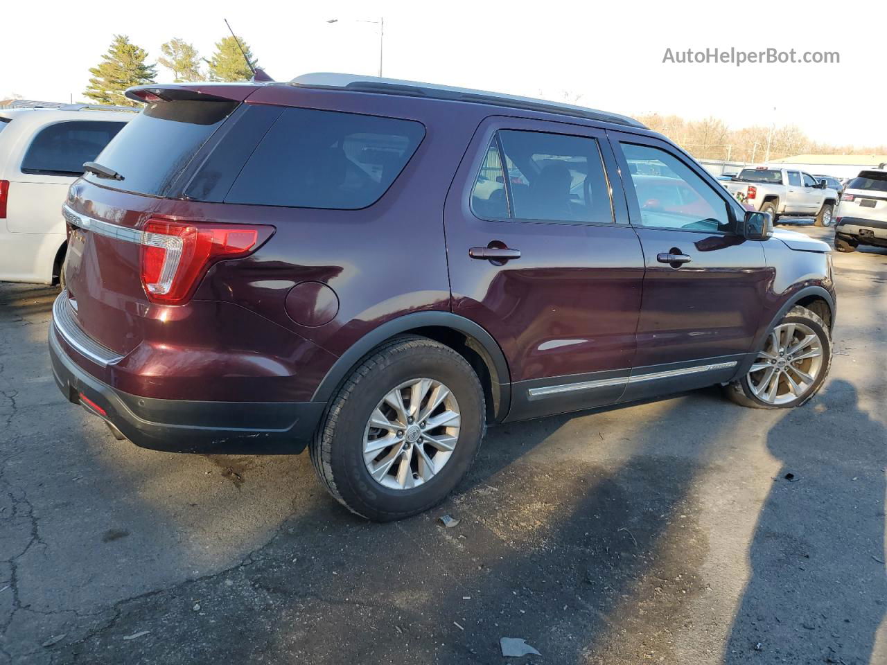 2018 Ford Explorer Xlt Burgundy vin: 1FM5K7D80JGA41905