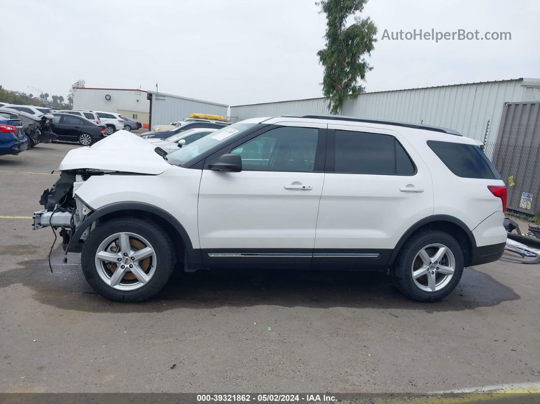 2018 Ford Explorer Xlt White vin: 1FM5K7D80JGC87059