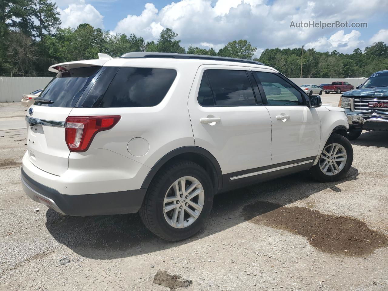 2017 Ford Explorer Xlt White vin: 1FM5K7D81HGA54768