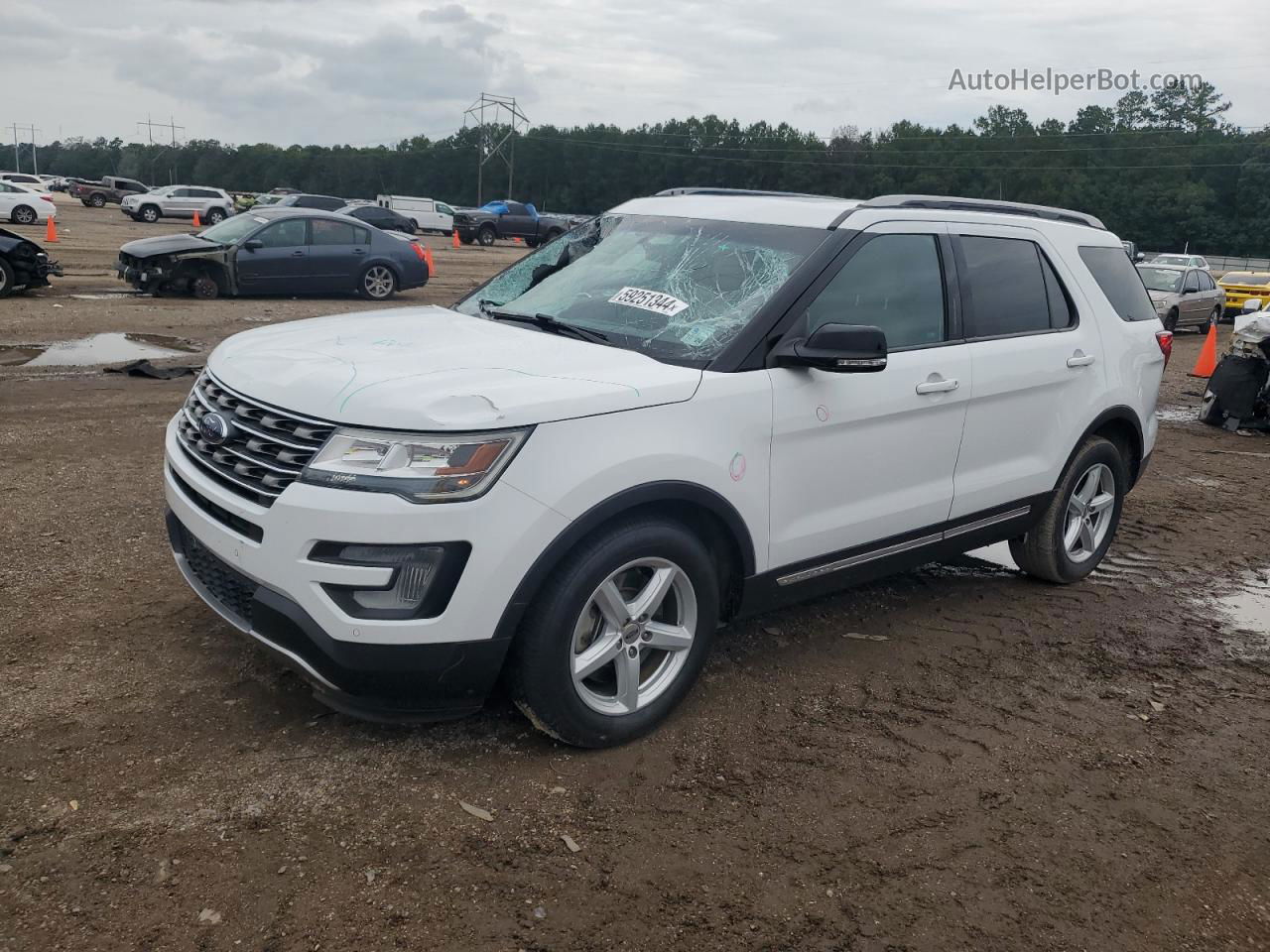 2017 Ford Explorer Xlt White vin: 1FM5K7D82HGA73068