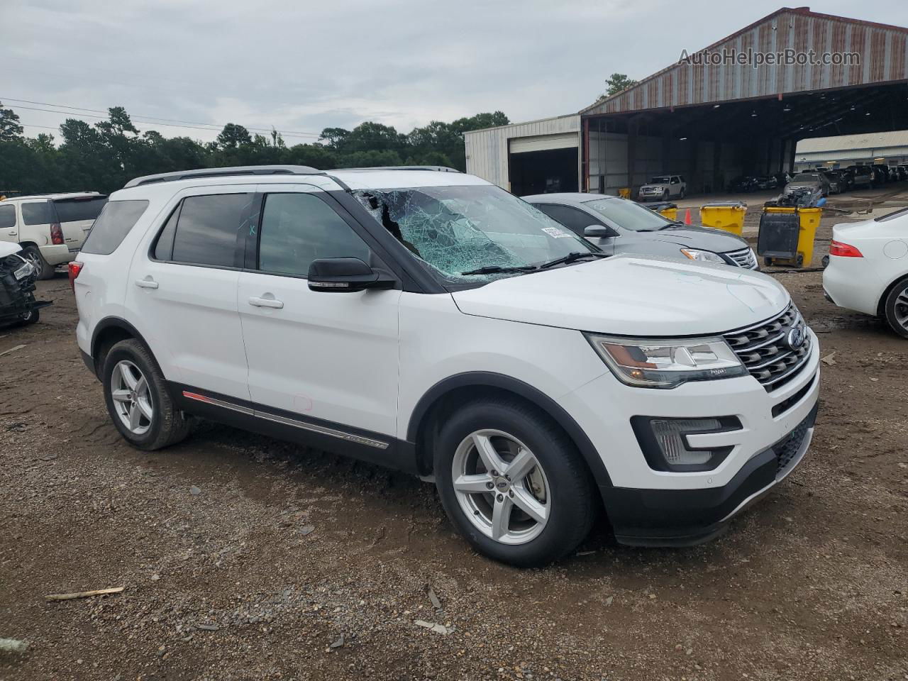 2017 Ford Explorer Xlt White vin: 1FM5K7D82HGA73068