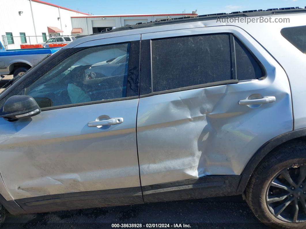 2017 Ford Explorer Xlt Silver vin: 1FM5K7D82HGD98903