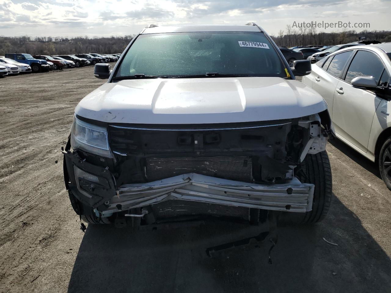 2017 Ford Explorer Xlt White vin: 1FM5K7D83HGE09861