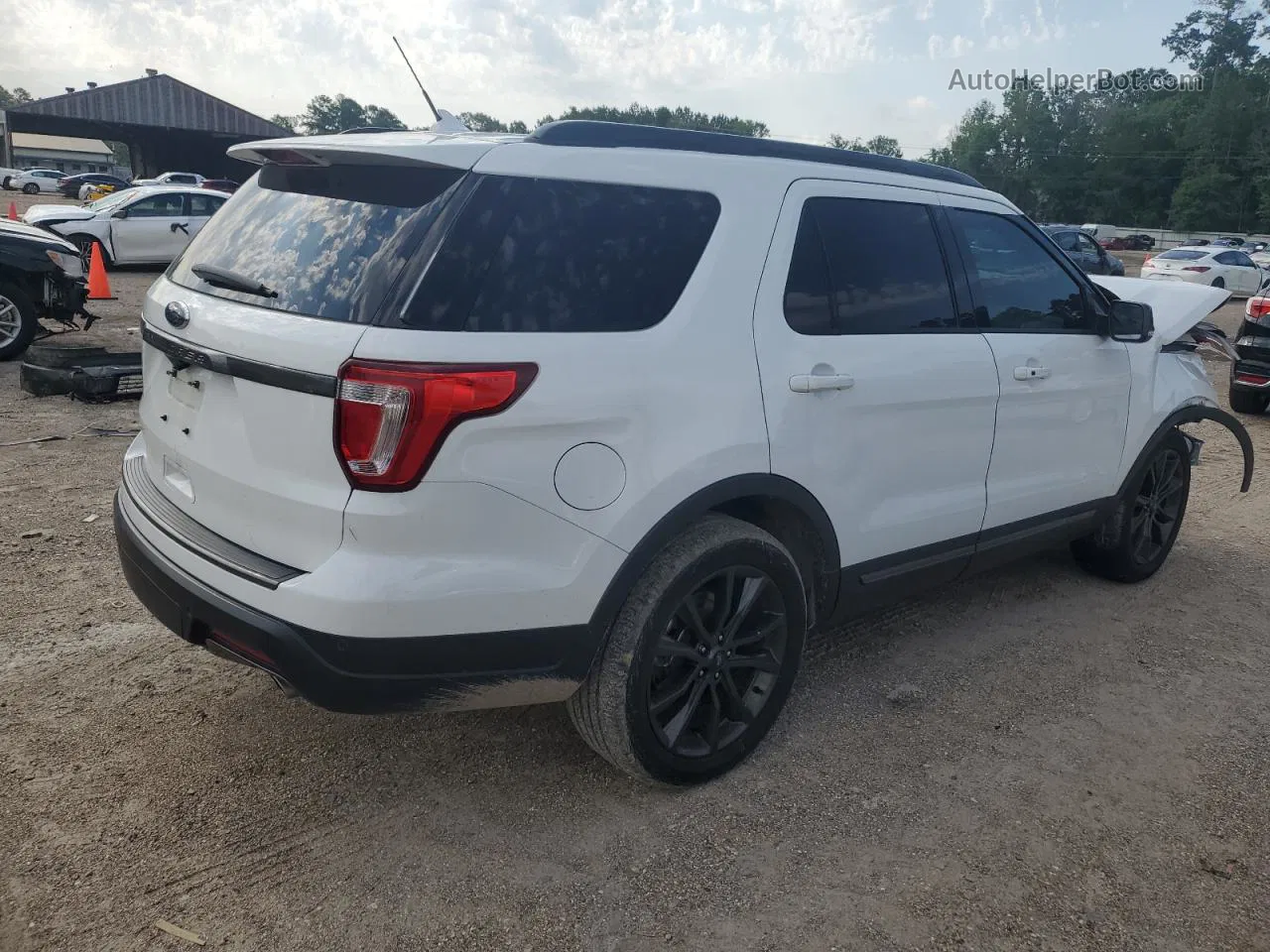 2018 Ford Explorer Xlt Белый vin: 1FM5K7D84JGB26701