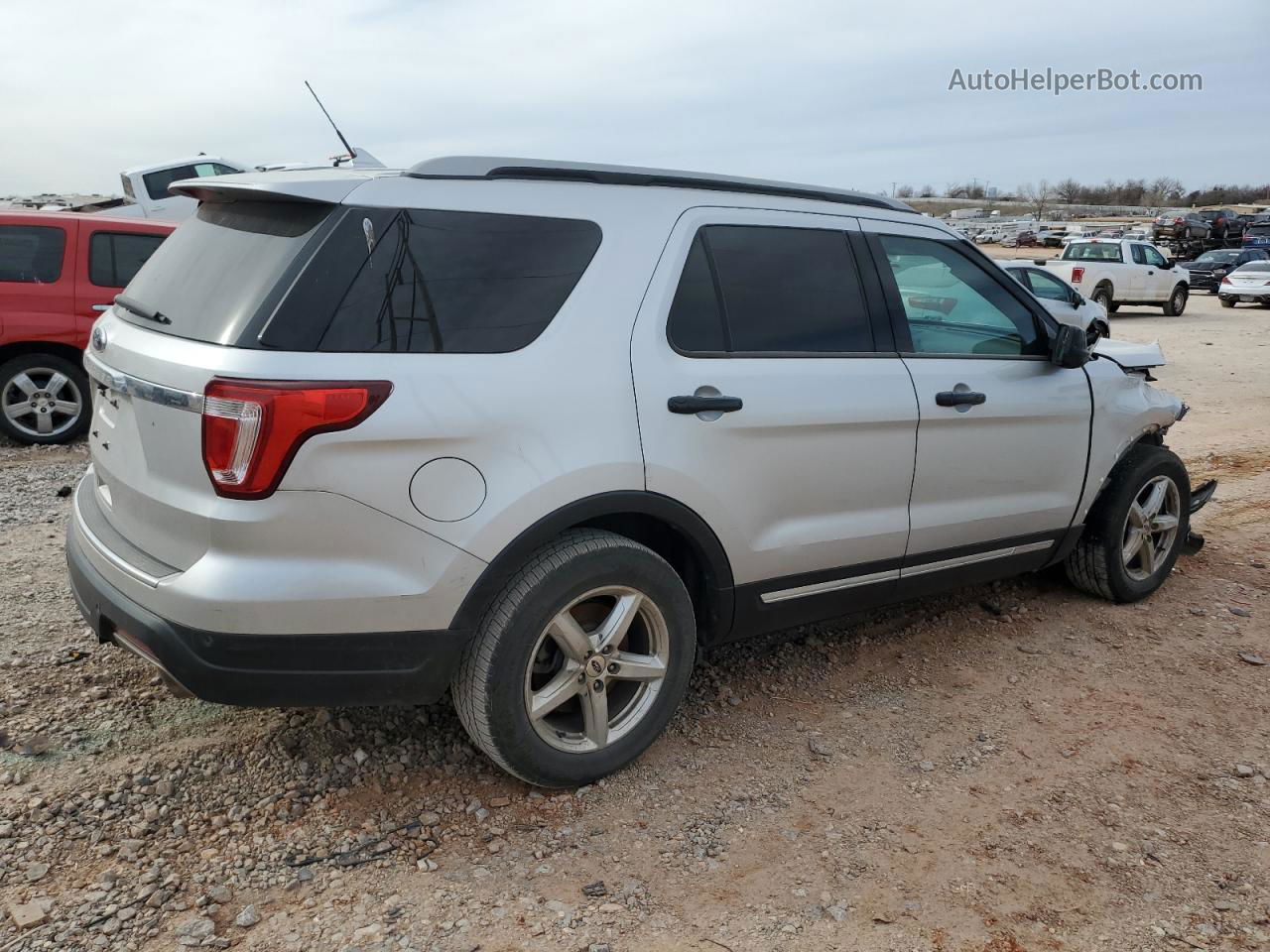 2018 Ford Explorer Xlt Silver vin: 1FM5K7D84JGC70345