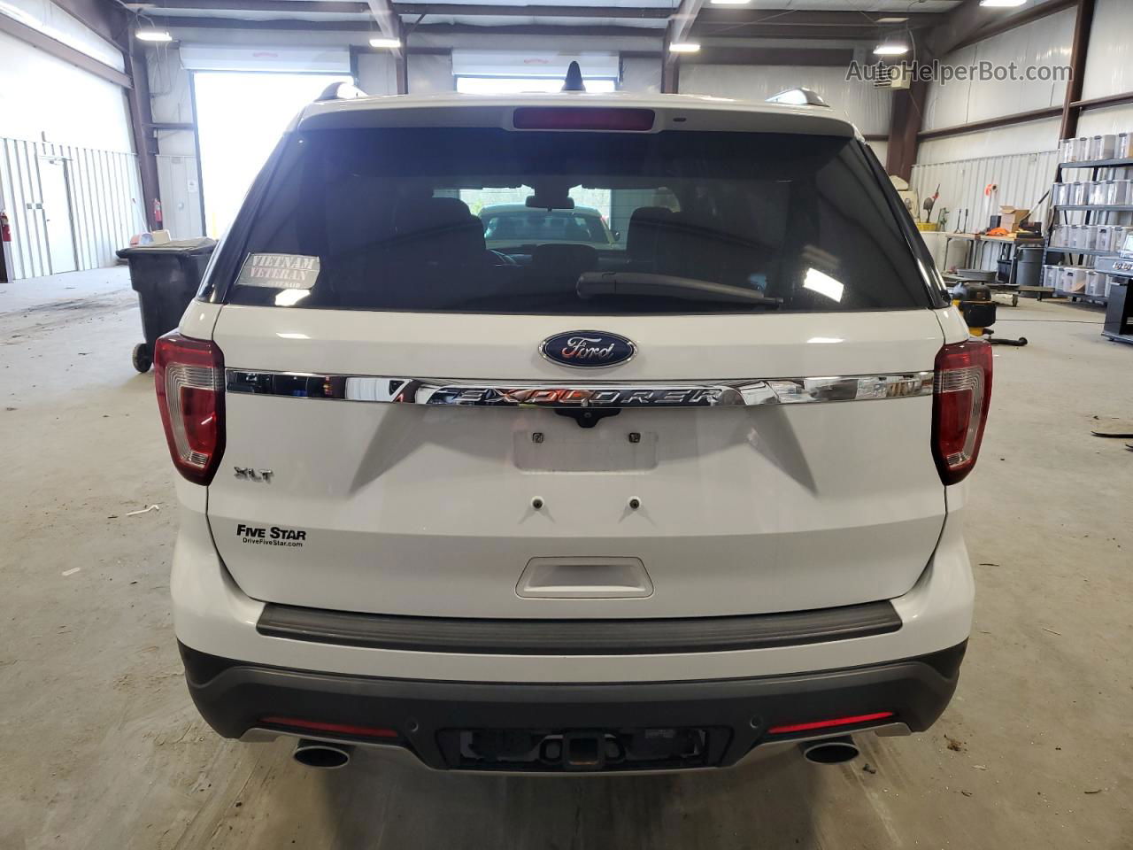 2018 Ford Explorer Xlt White vin: 1FM5K7D85JGA51734