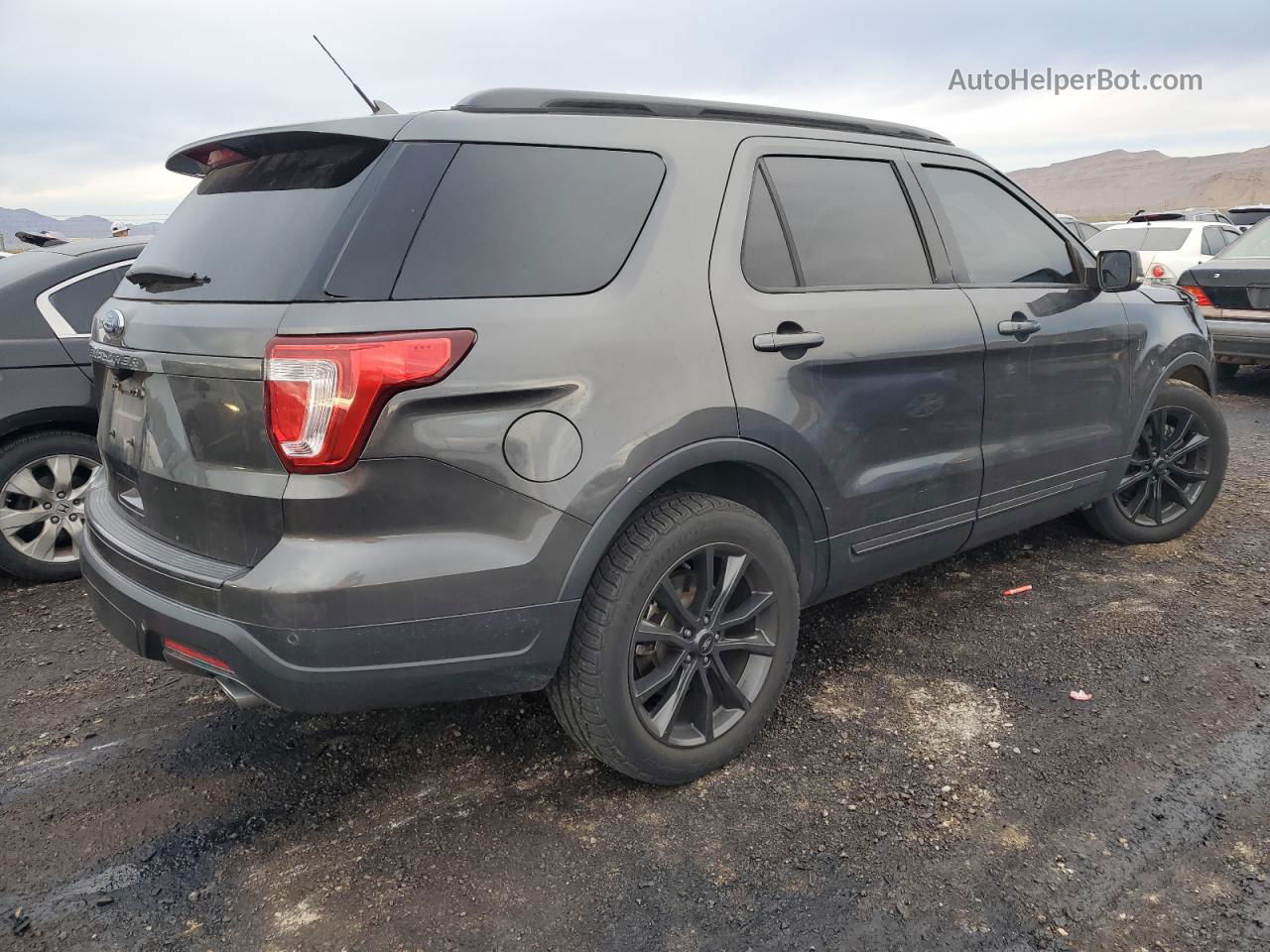 2018 Ford Explorer Xlt Gray vin: 1FM5K7D85JGB44365