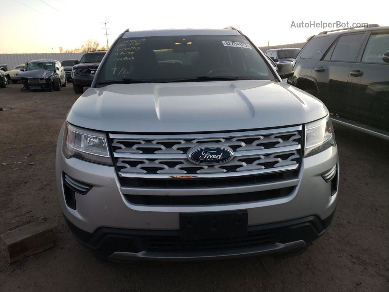 2018 Ford Explorer Xlt Silver vin: 1FM5K7D86JGC05917