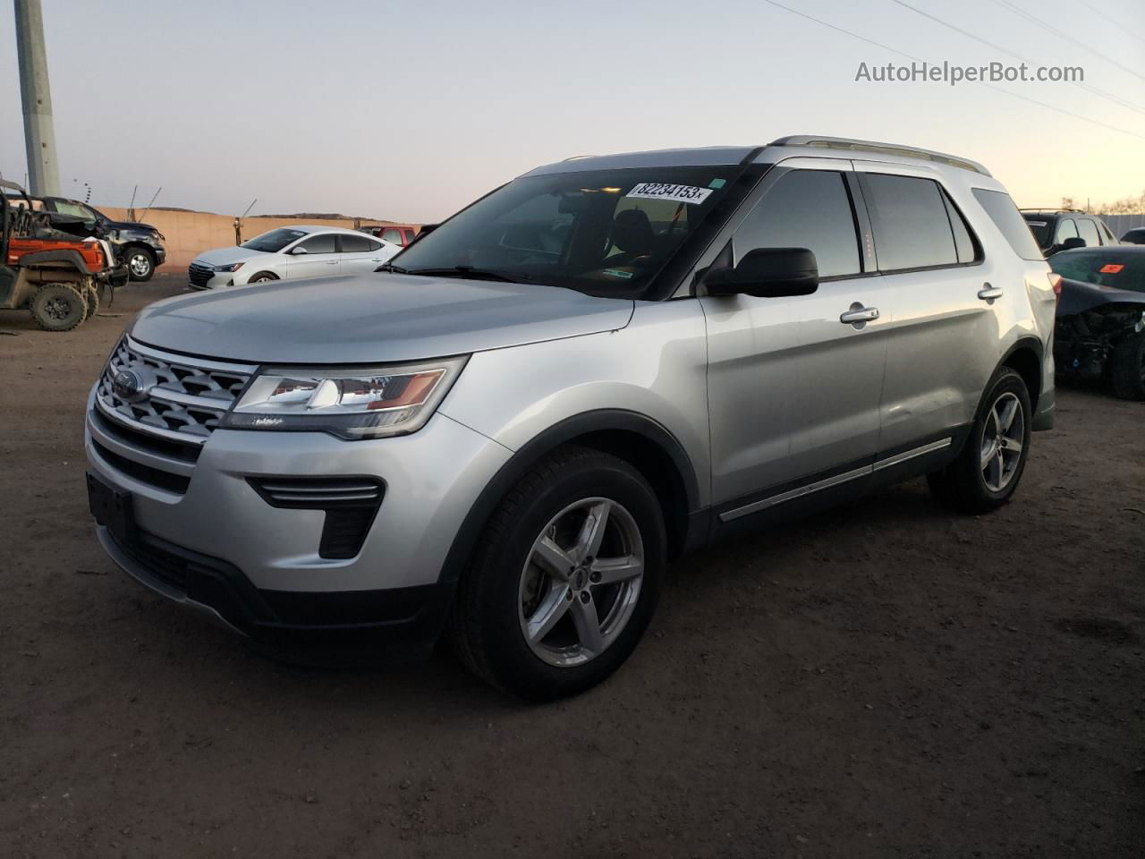 2018 Ford Explorer Xlt Silver vin: 1FM5K7D86JGC05917