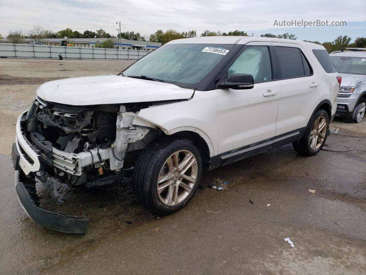 2017 Ford Explorer Xlt White vin: 1FM5K7D87HGB70119