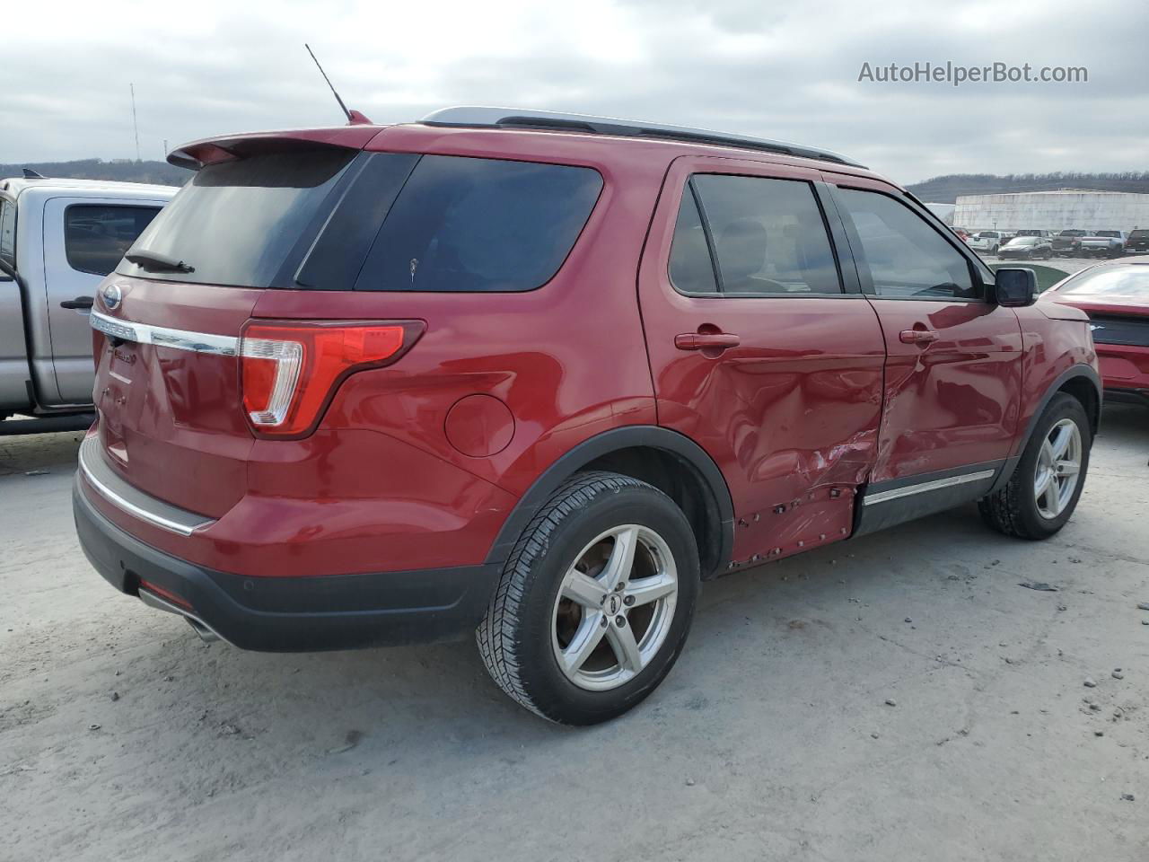 2018 Ford Explorer Xlt Red vin: 1FM5K7D87JGA67384