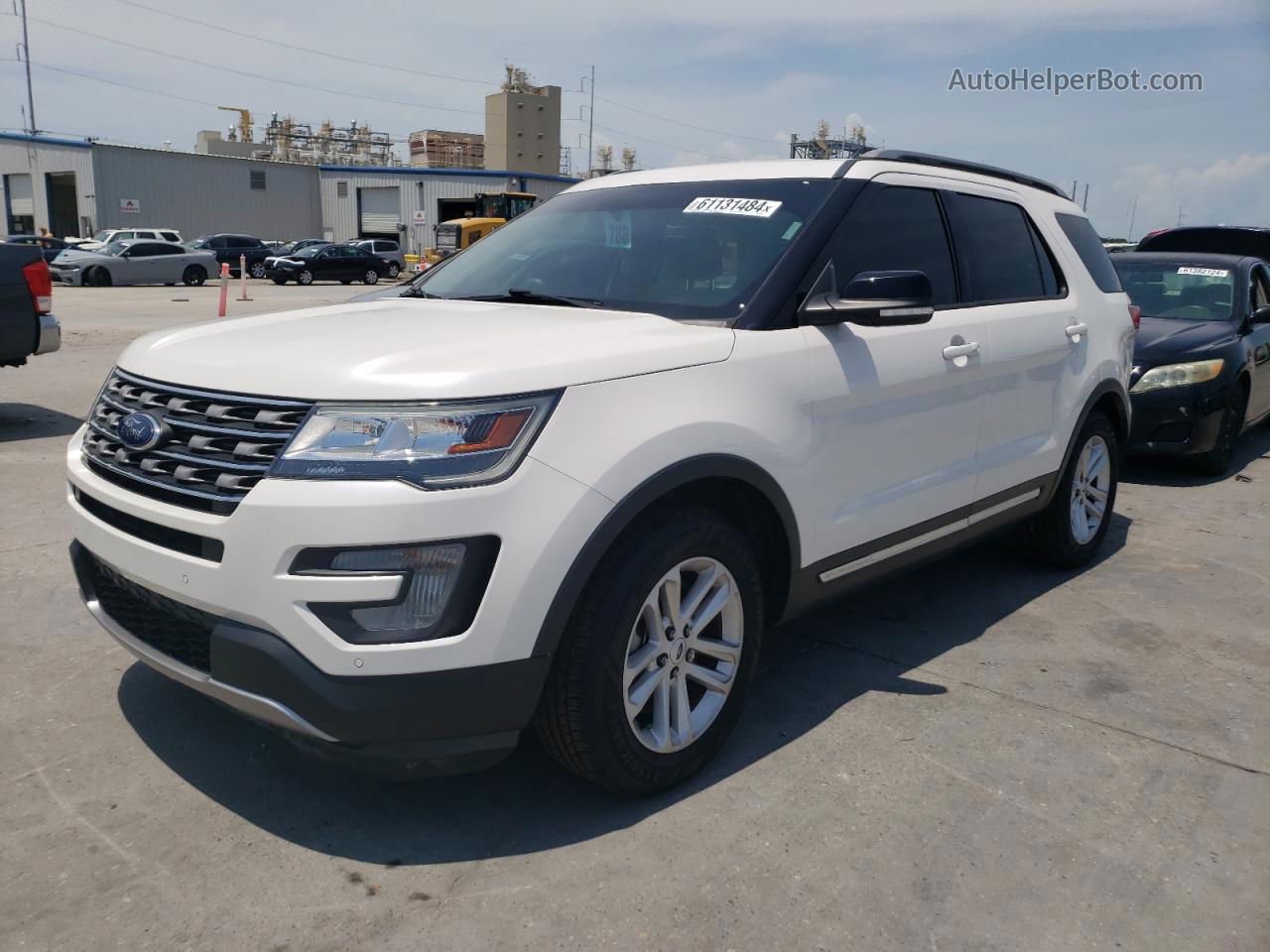 2017 Ford Explorer Xlt White vin: 1FM5K7D88HGC64753