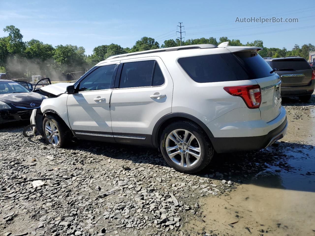 2017 Ford Explorer Xlt White vin: 1FM5K7D8XHGA41713