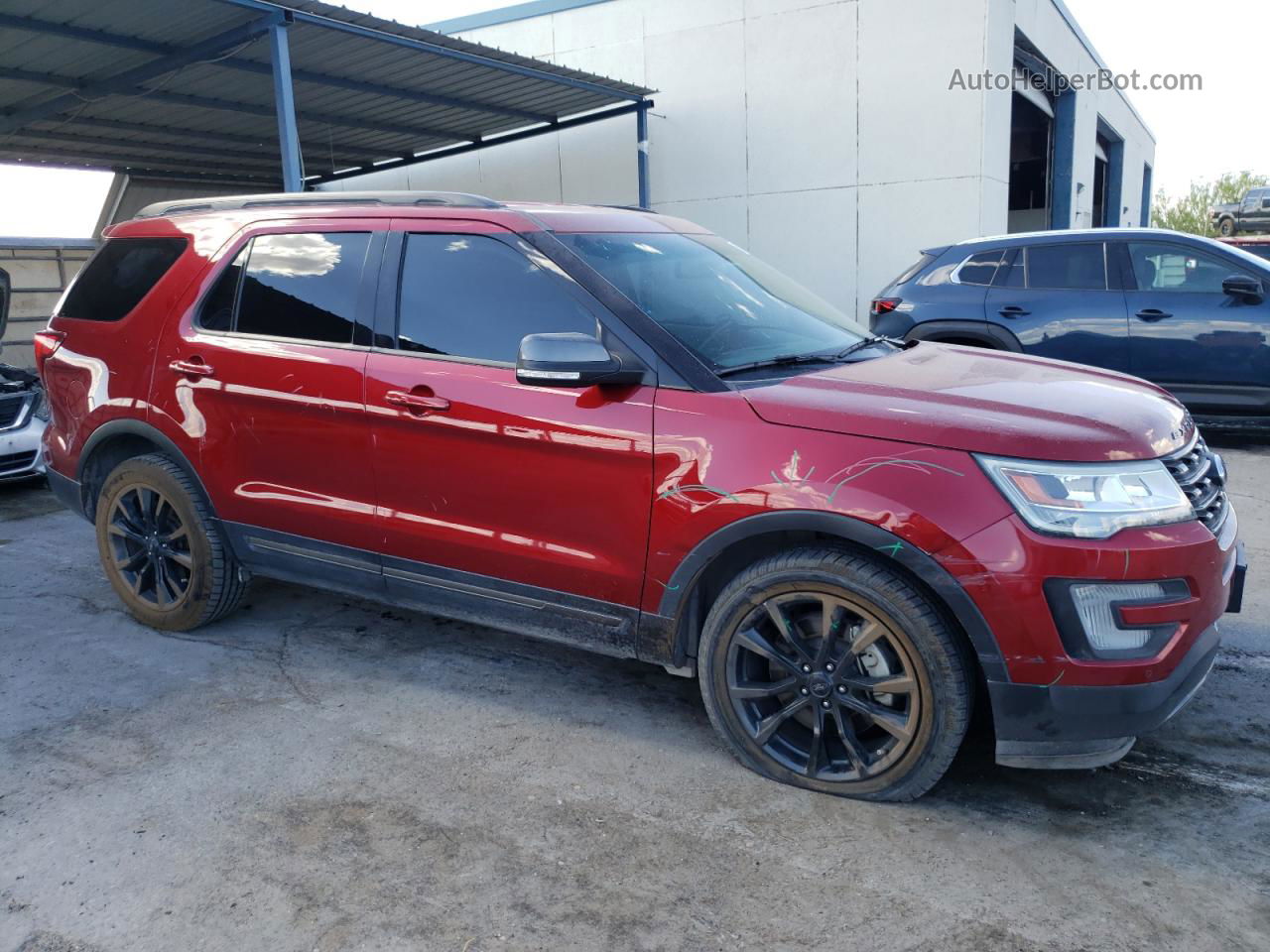 2017 Ford Explorer Xlt Красный vin: 1FM5K7D8XHGB90493