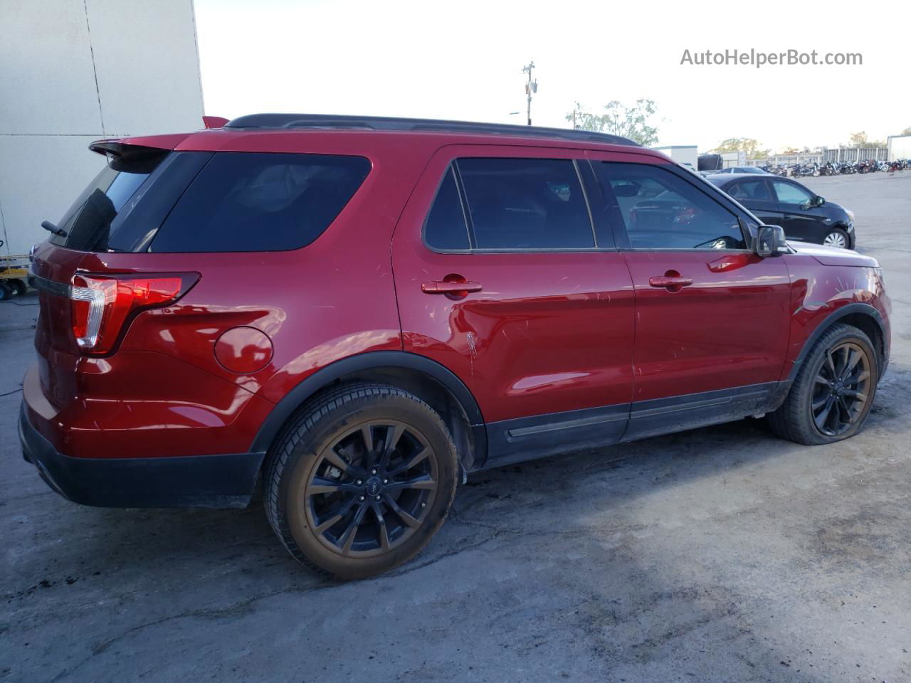 2017 Ford Explorer Xlt Red vin: 1FM5K7D8XHGB90493