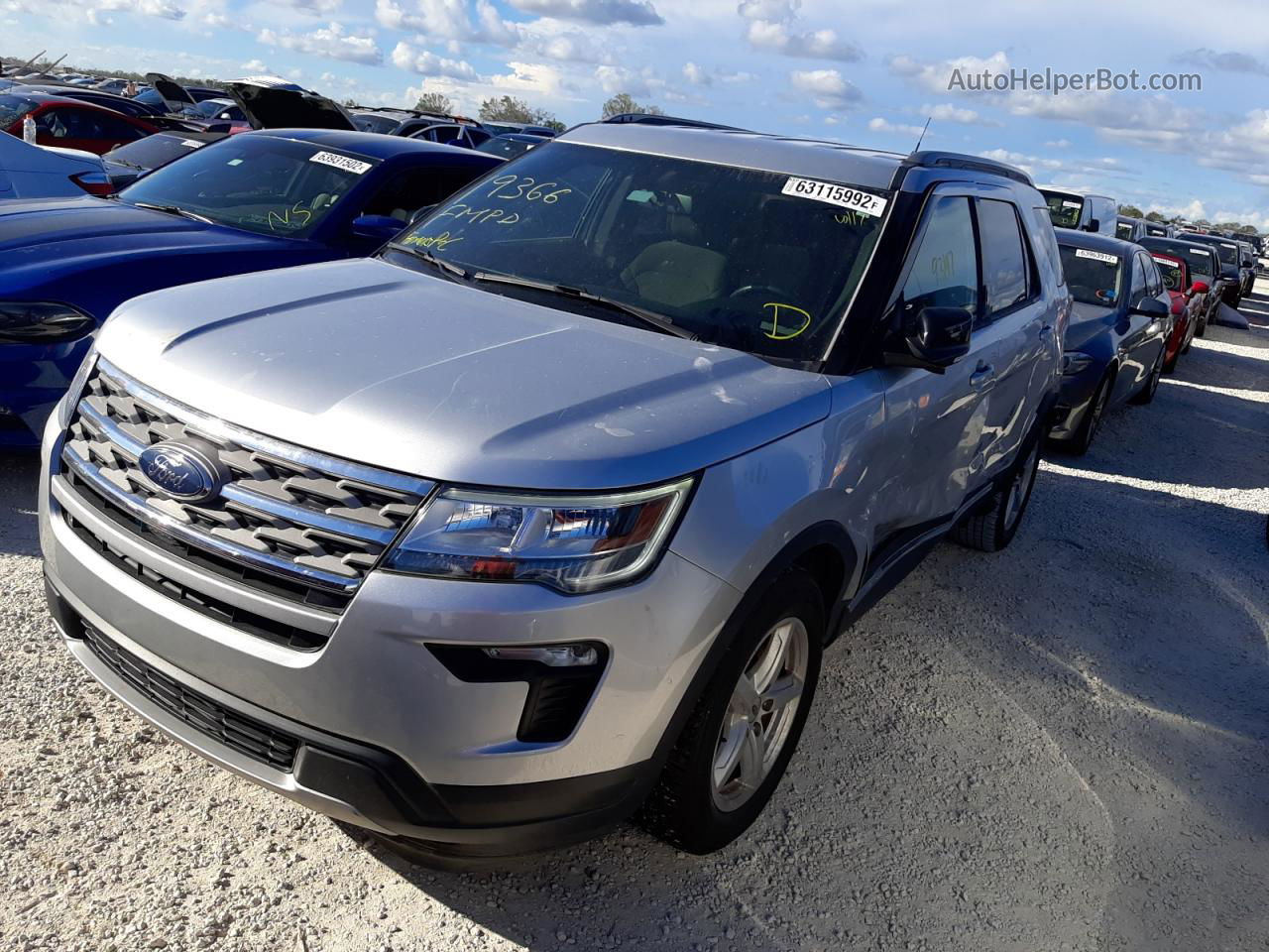 2018 Ford Explorer Xlt Silver vin: 1FM5K7D8XJGA12220