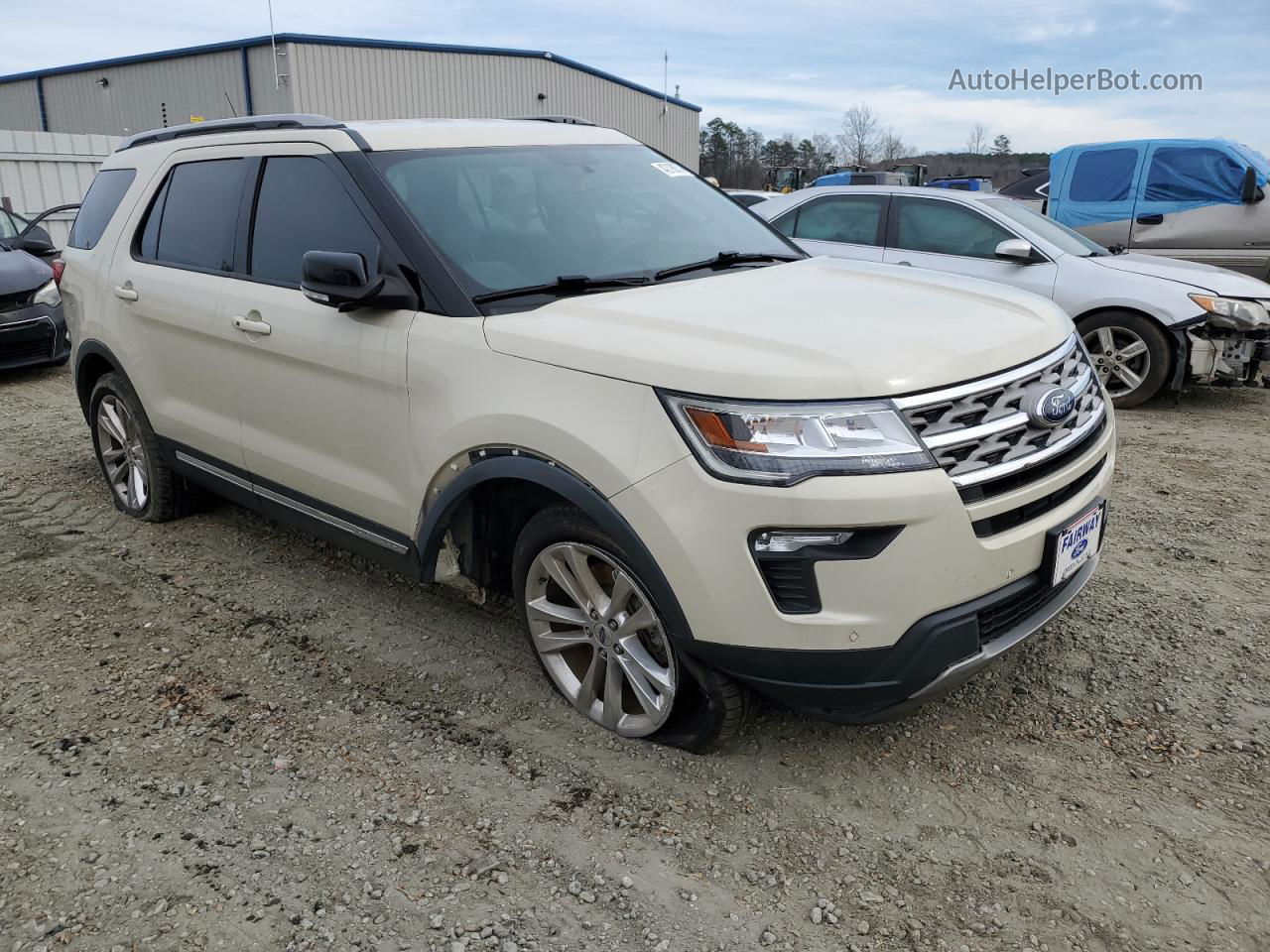 2018 Ford Explorer Xlt Cream vin: 1FM5K7D8XJGB84568