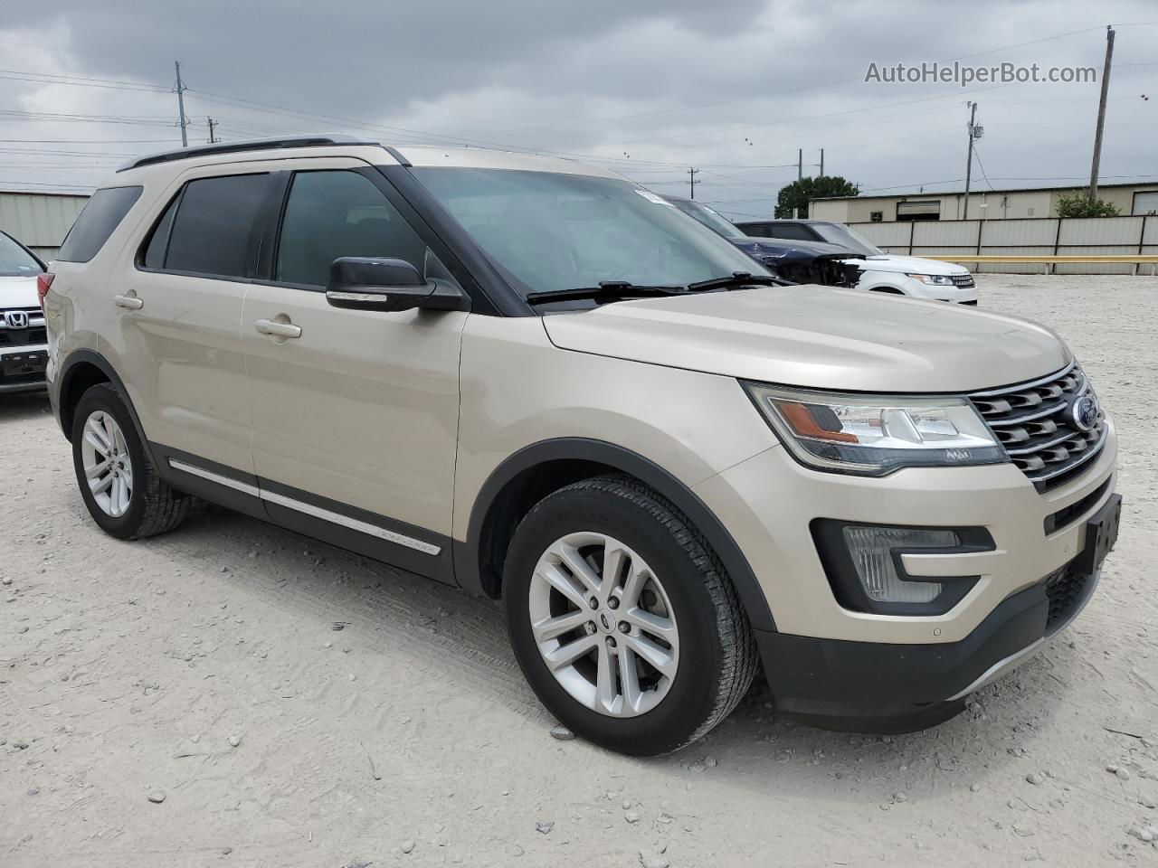 2017 Ford Explorer Xlt Желто-коричневый vin: 1FM5K7DH0HGB52030