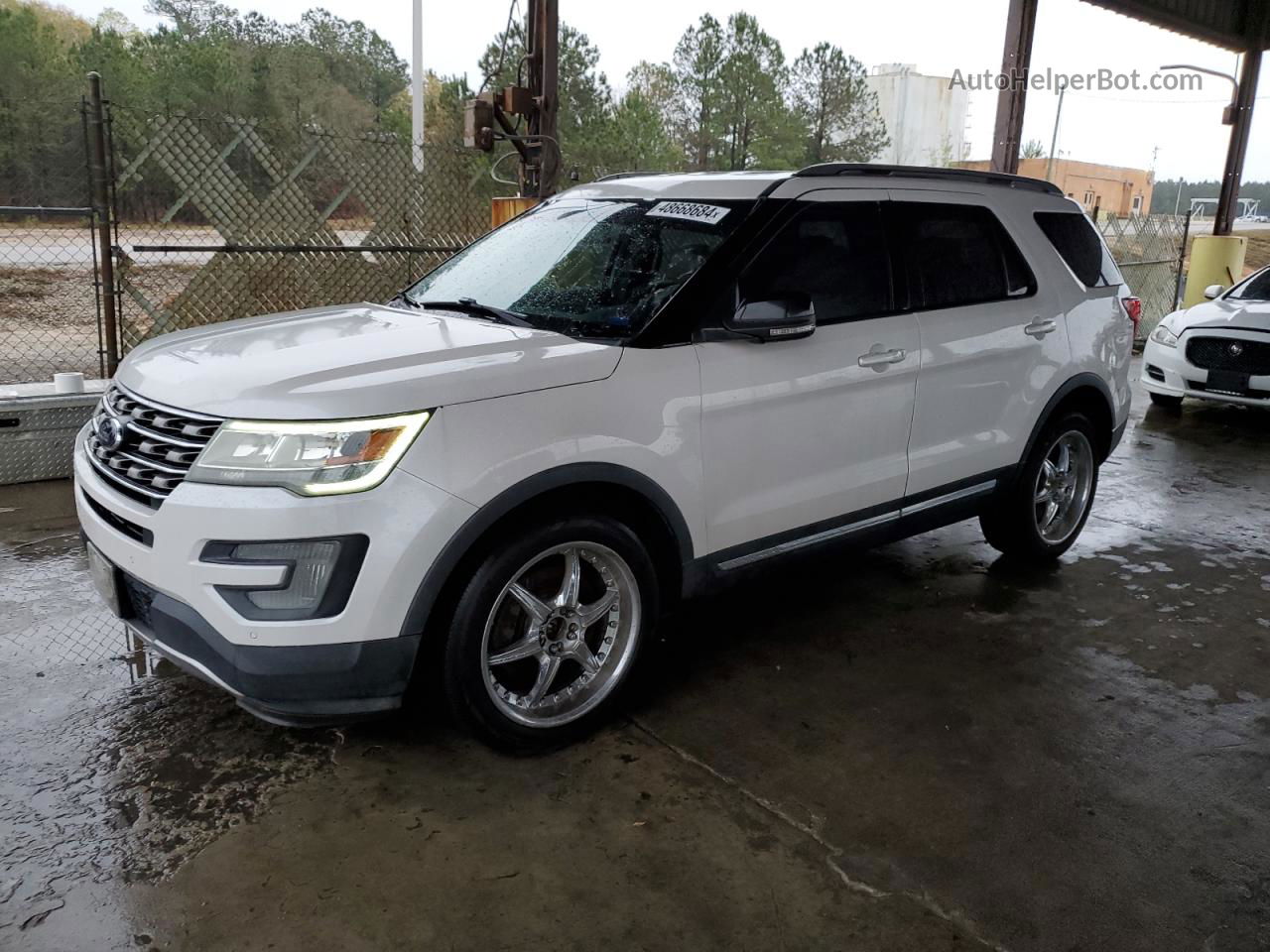 2017 Ford Explorer Xlt White vin: 1FM5K7DH2HGB50439