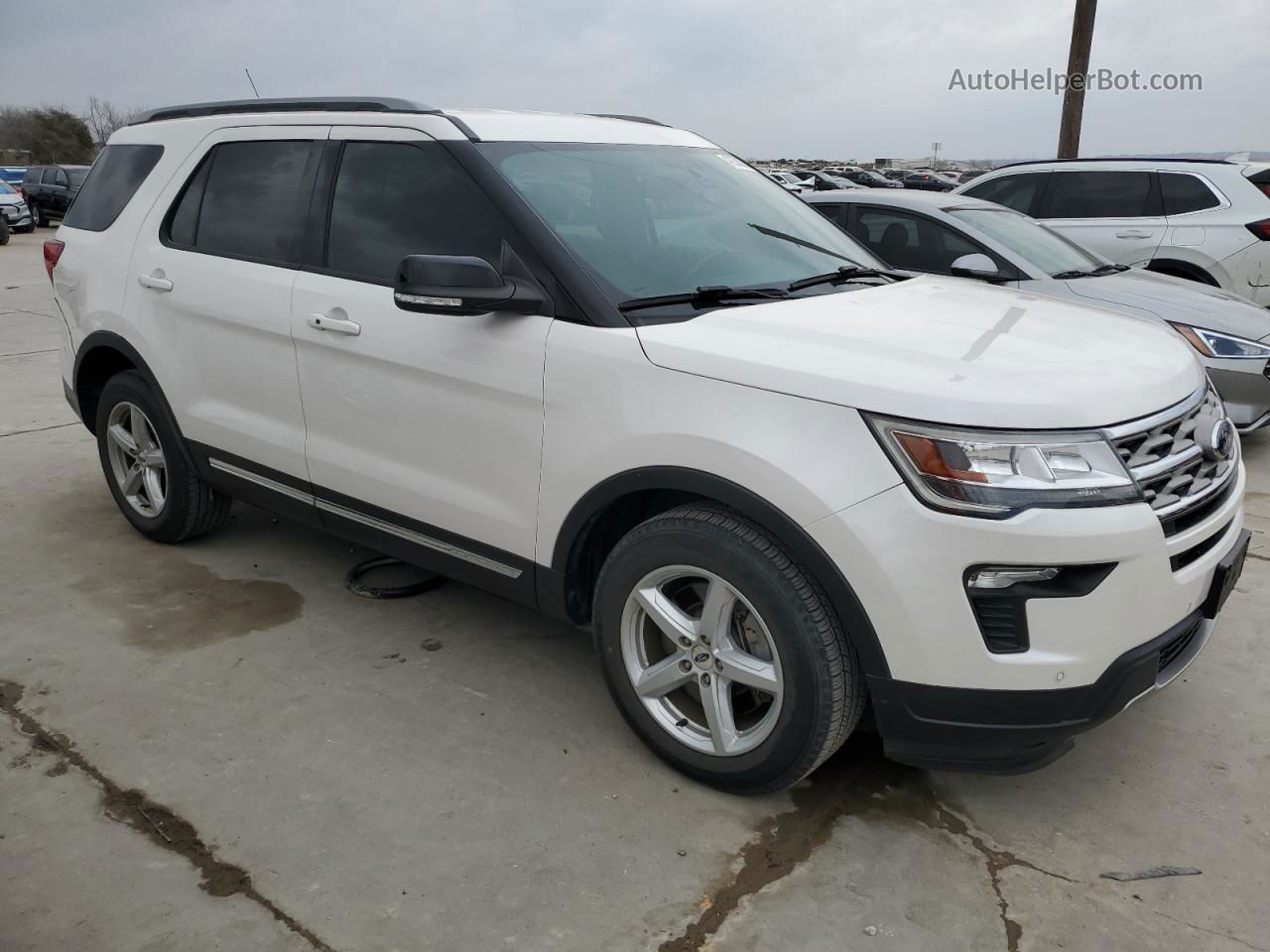 2018 Ford Explorer Xlt White vin: 1FM5K7DH5JGA41995