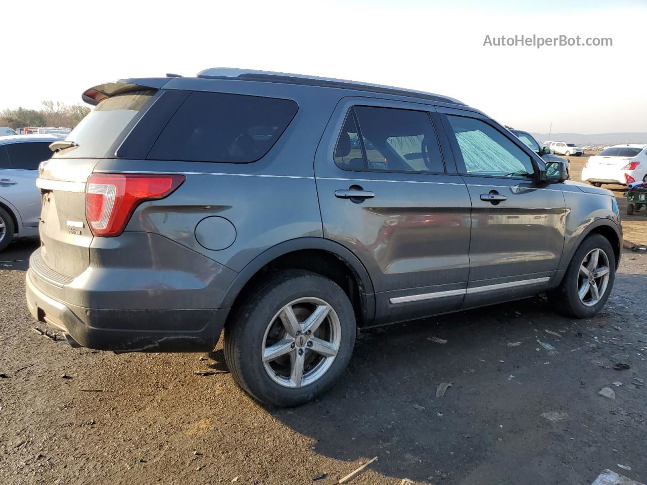 2018 Ford Explorer Xlt Угольный vin: 1FM5K7DH7JGC21530