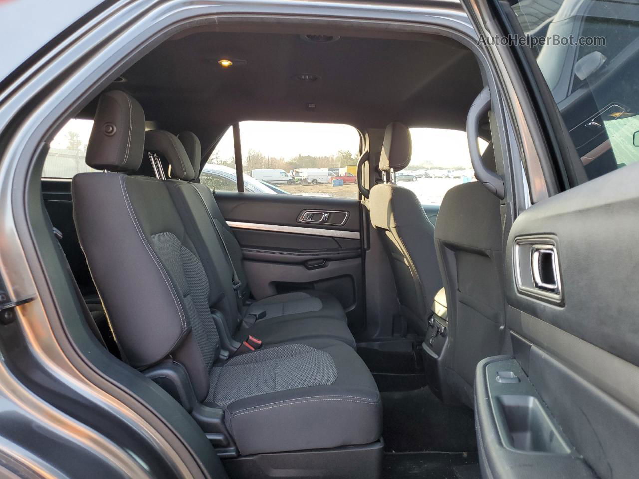 2018 Ford Explorer Xlt Угольный vin: 1FM5K7DH7JGC21530