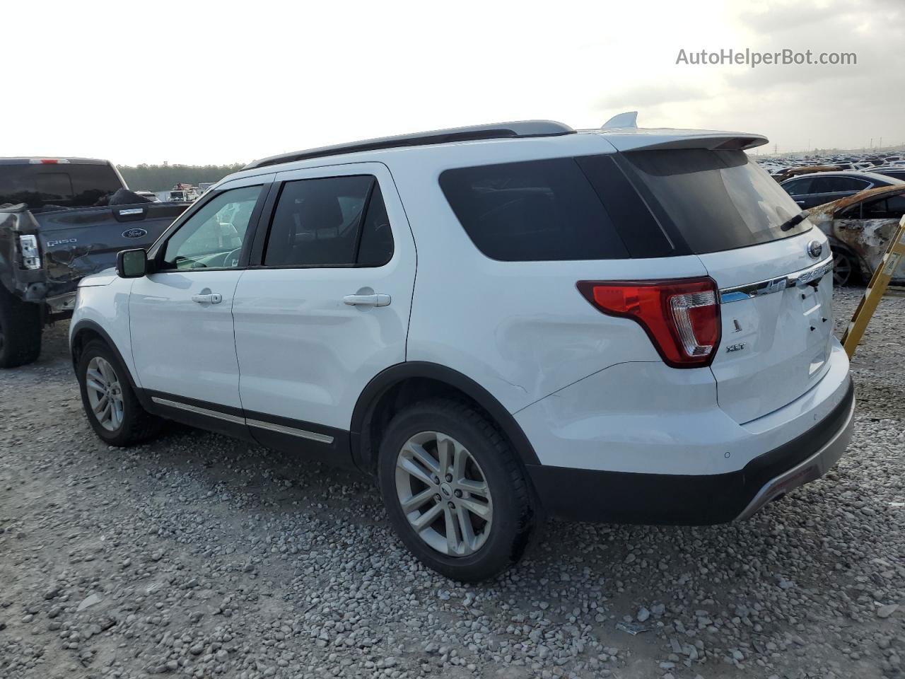 2017 Ford Explorer Xlt White vin: 1FM5K7DH8HGC67958